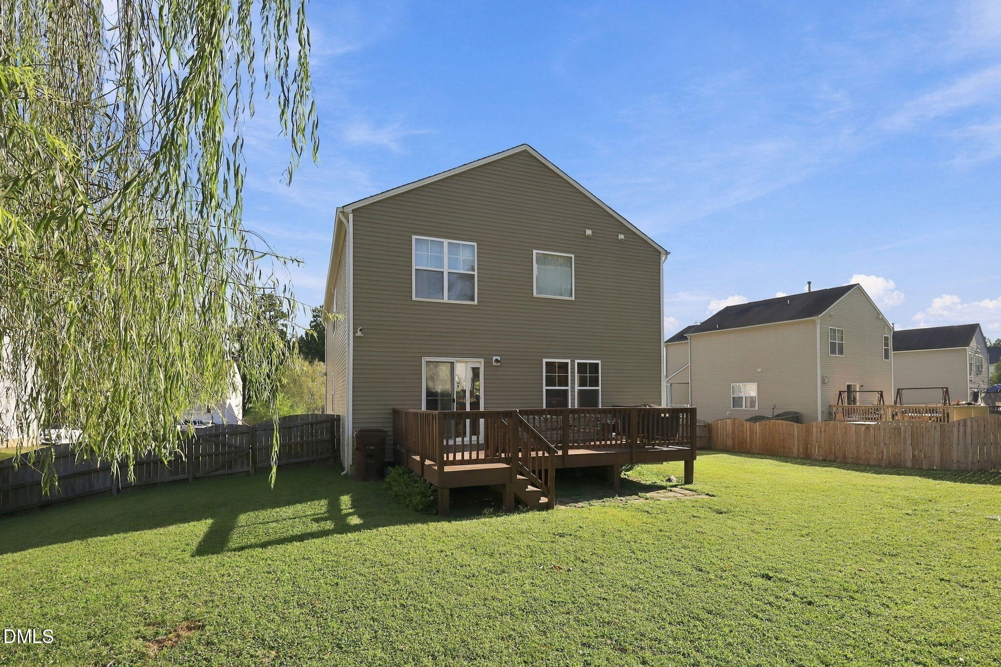 main property photo 45