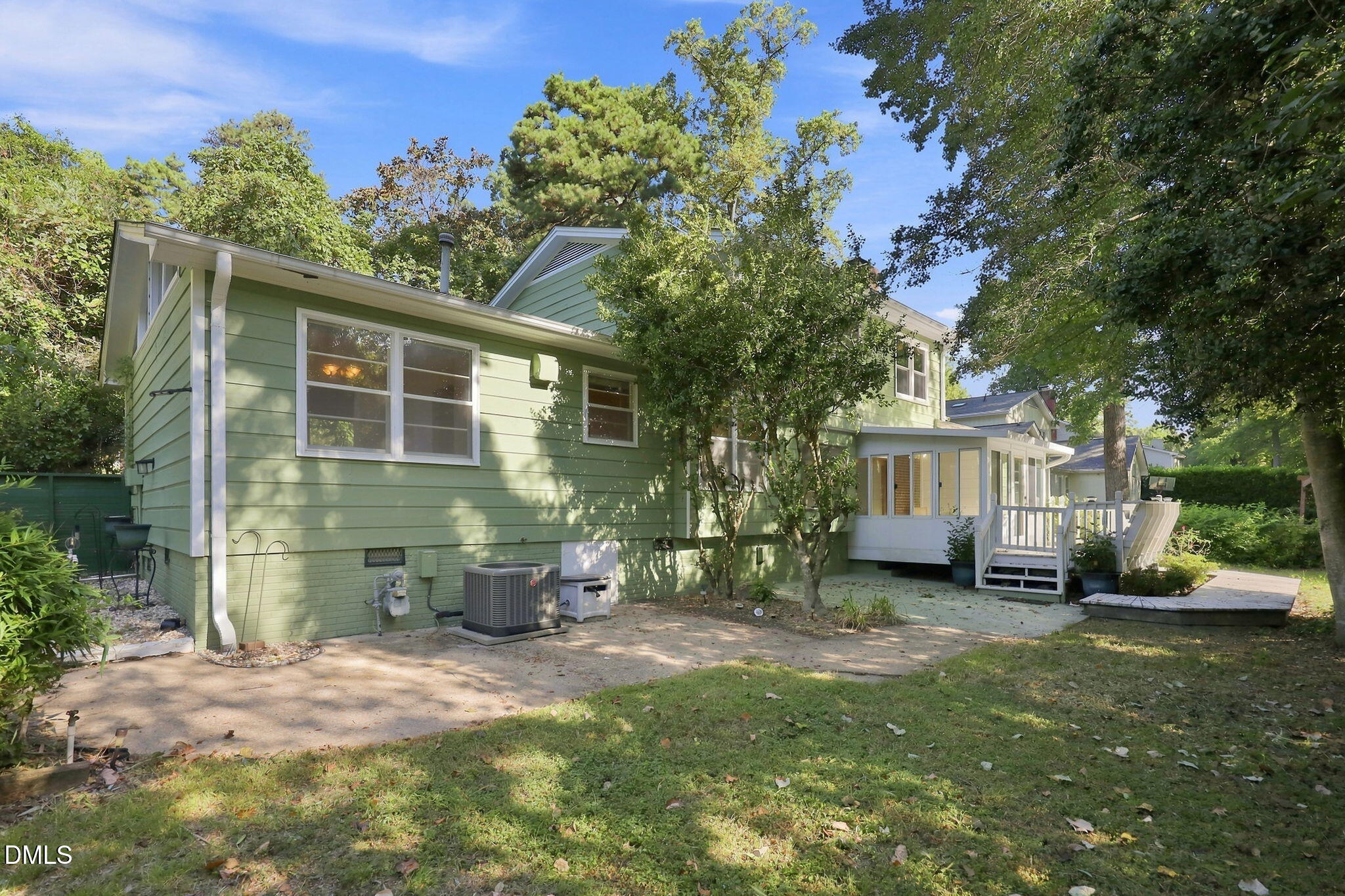 main property photo 51