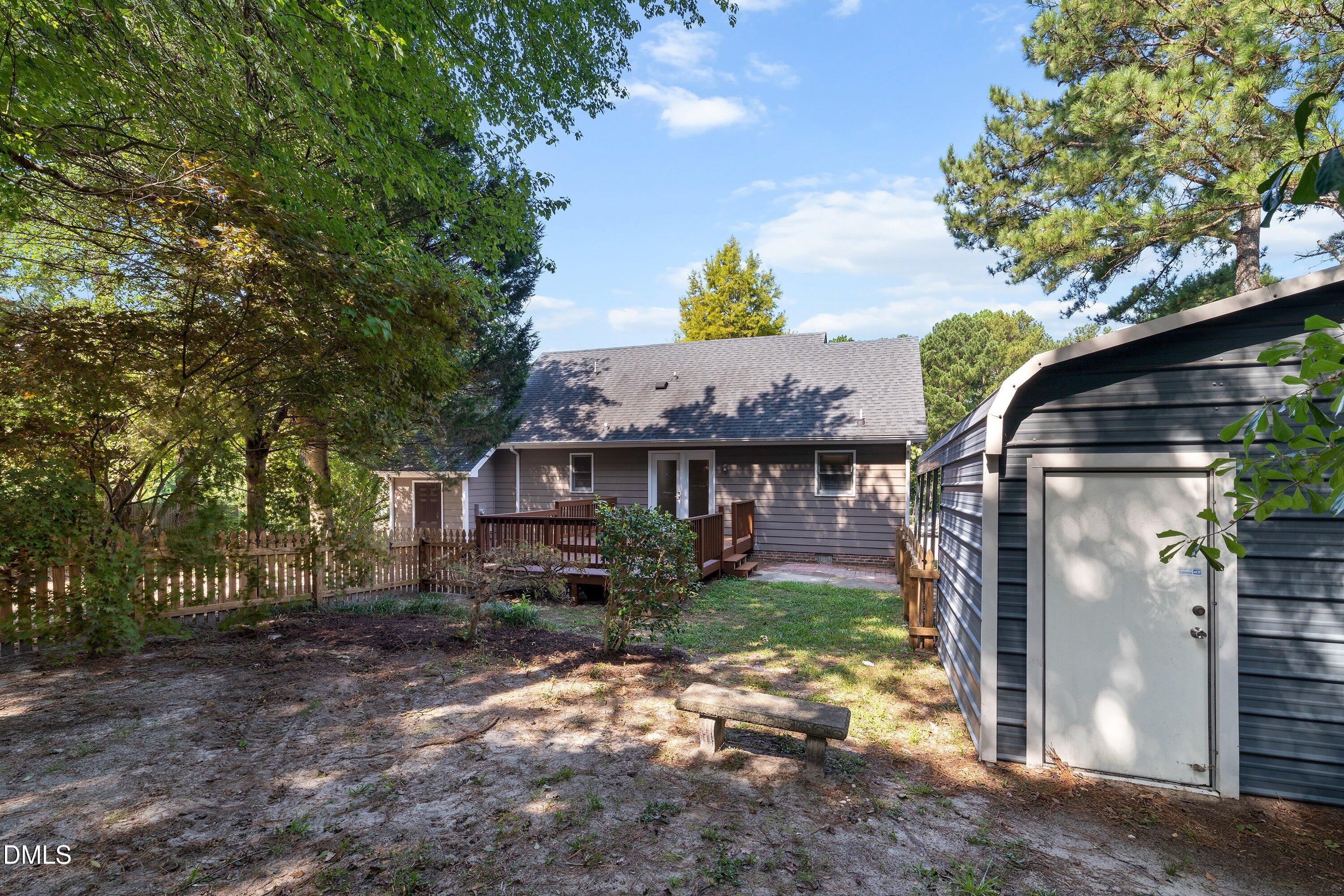 main property photo 30