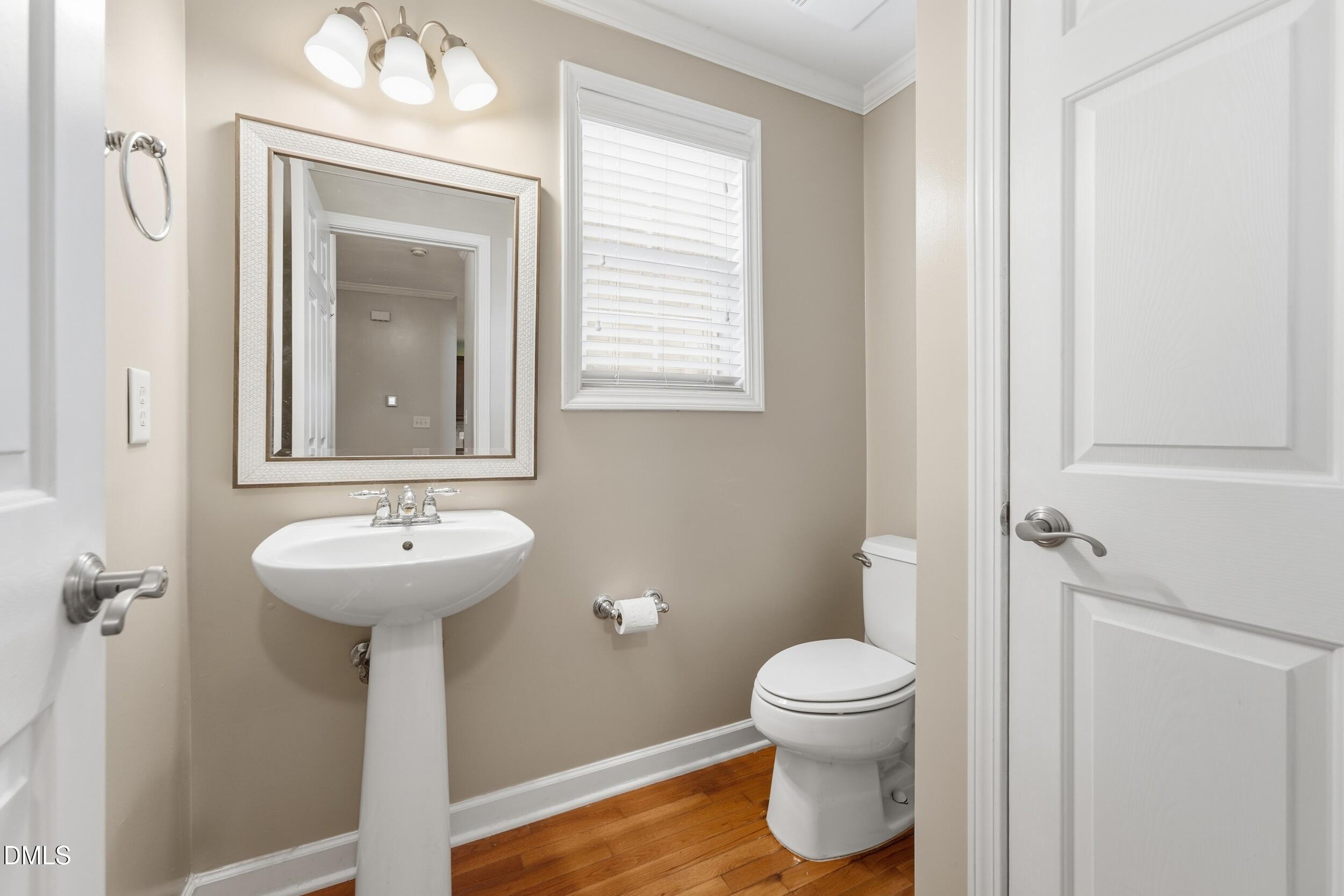 main property photo 13