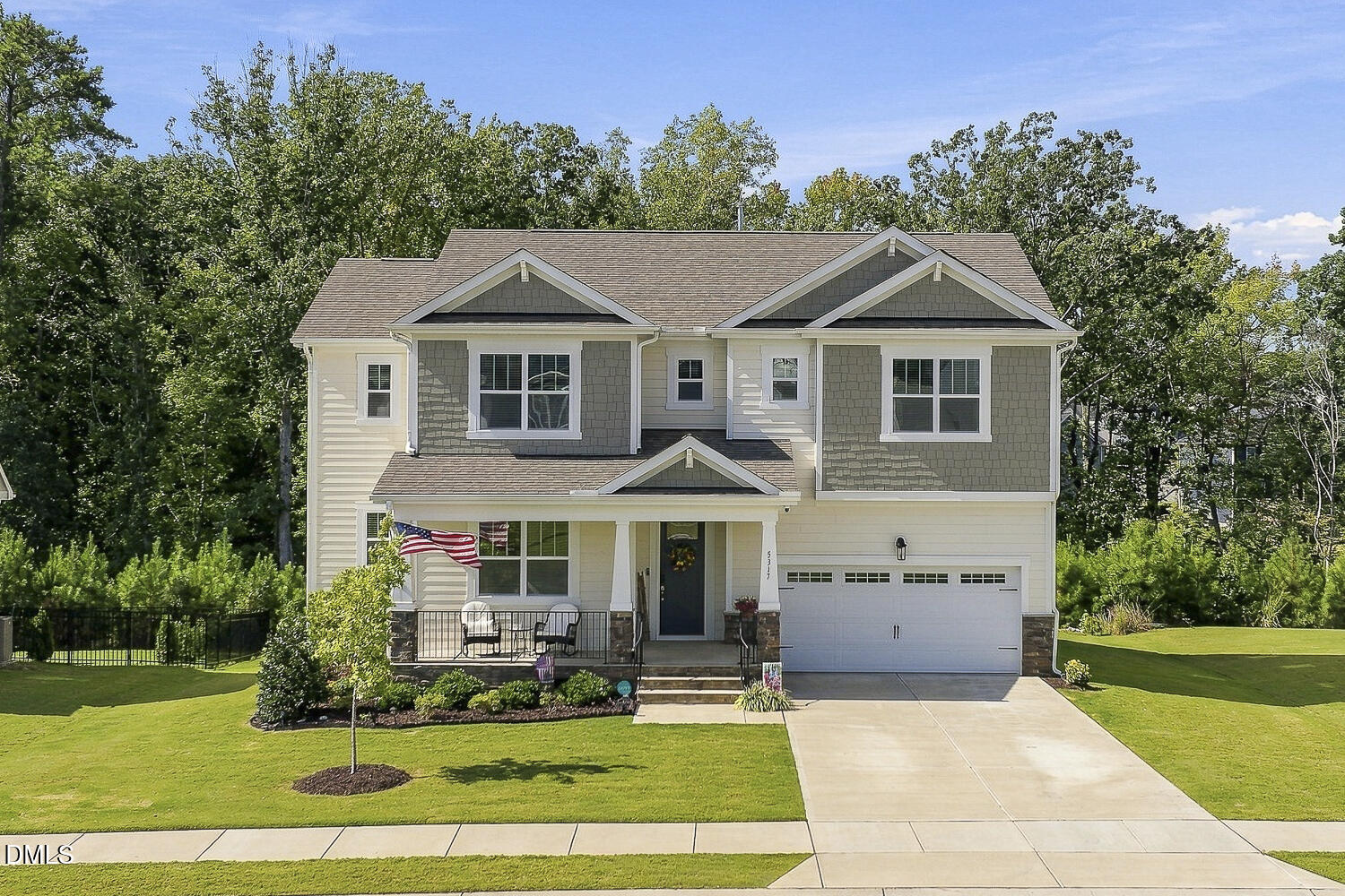 main property photo 28