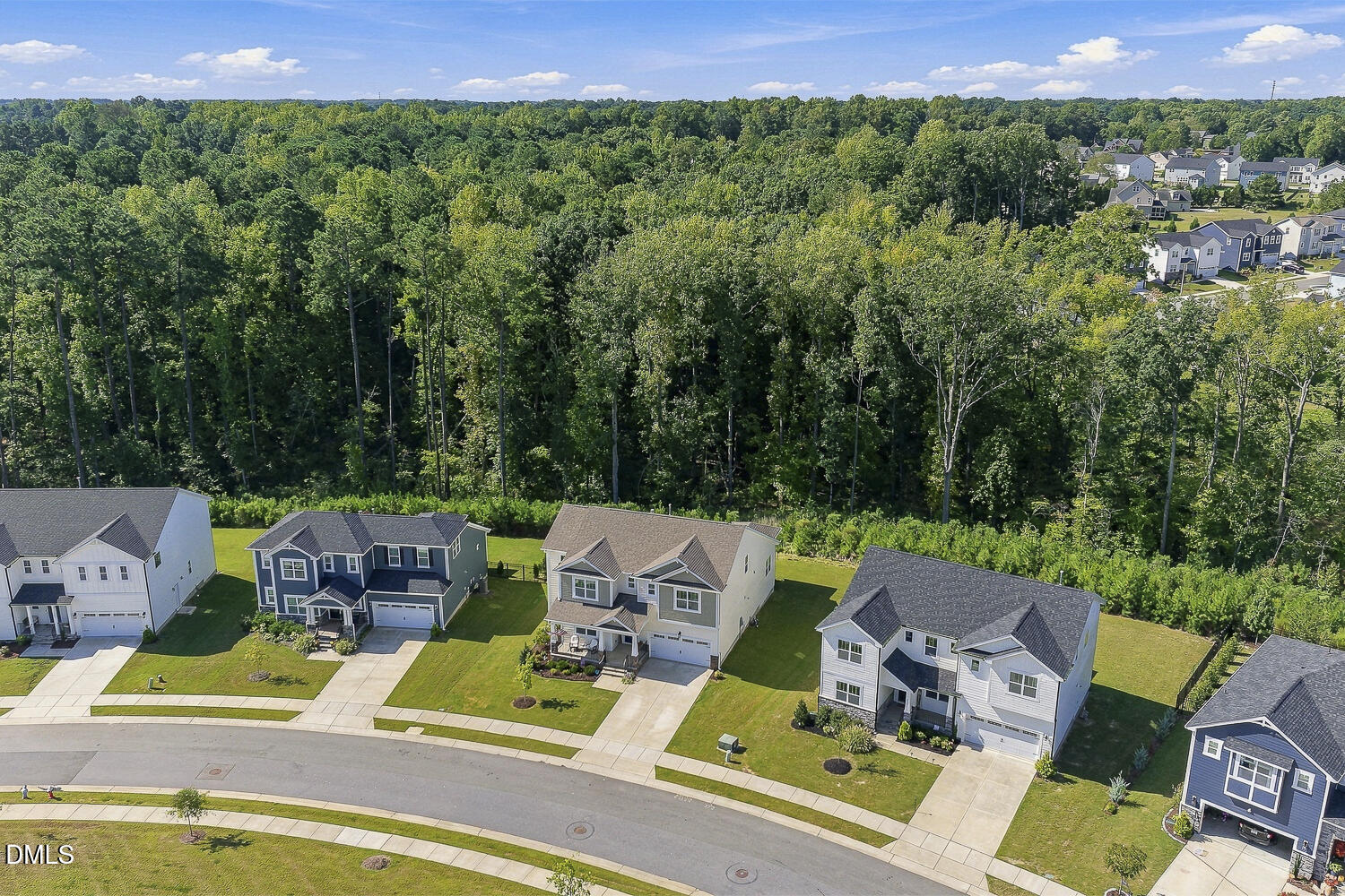 main property photo 30