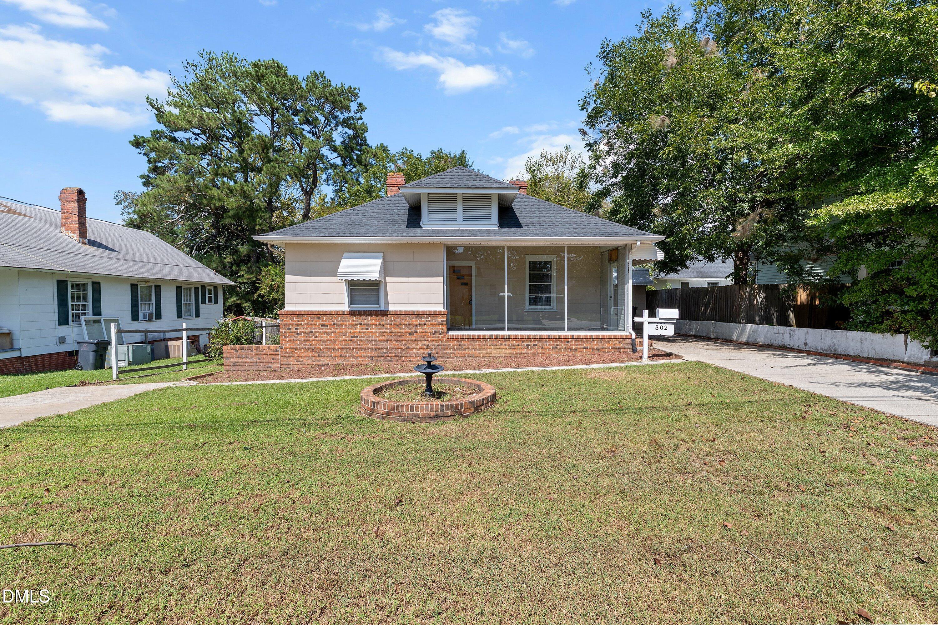main property photo 30
