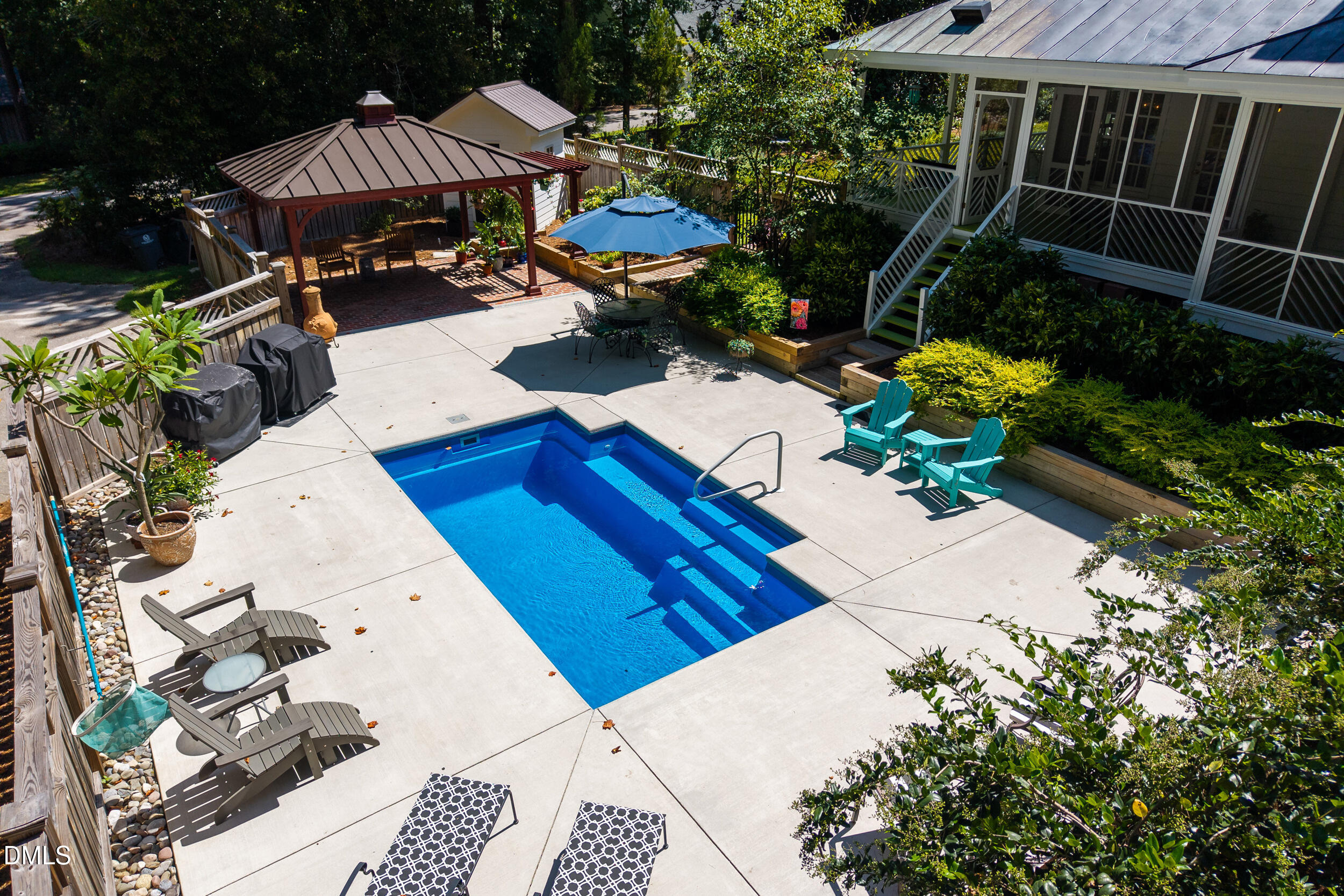 main property photo 57