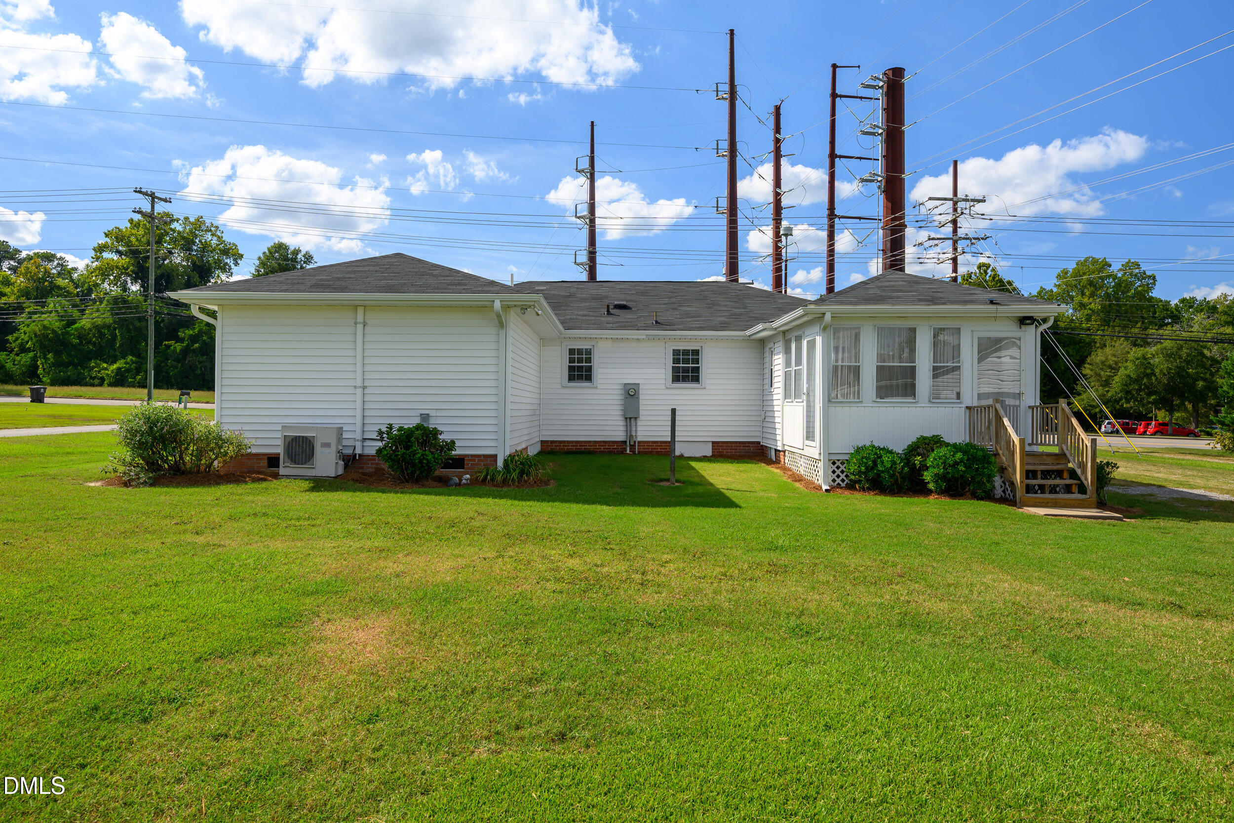 main property photo 26