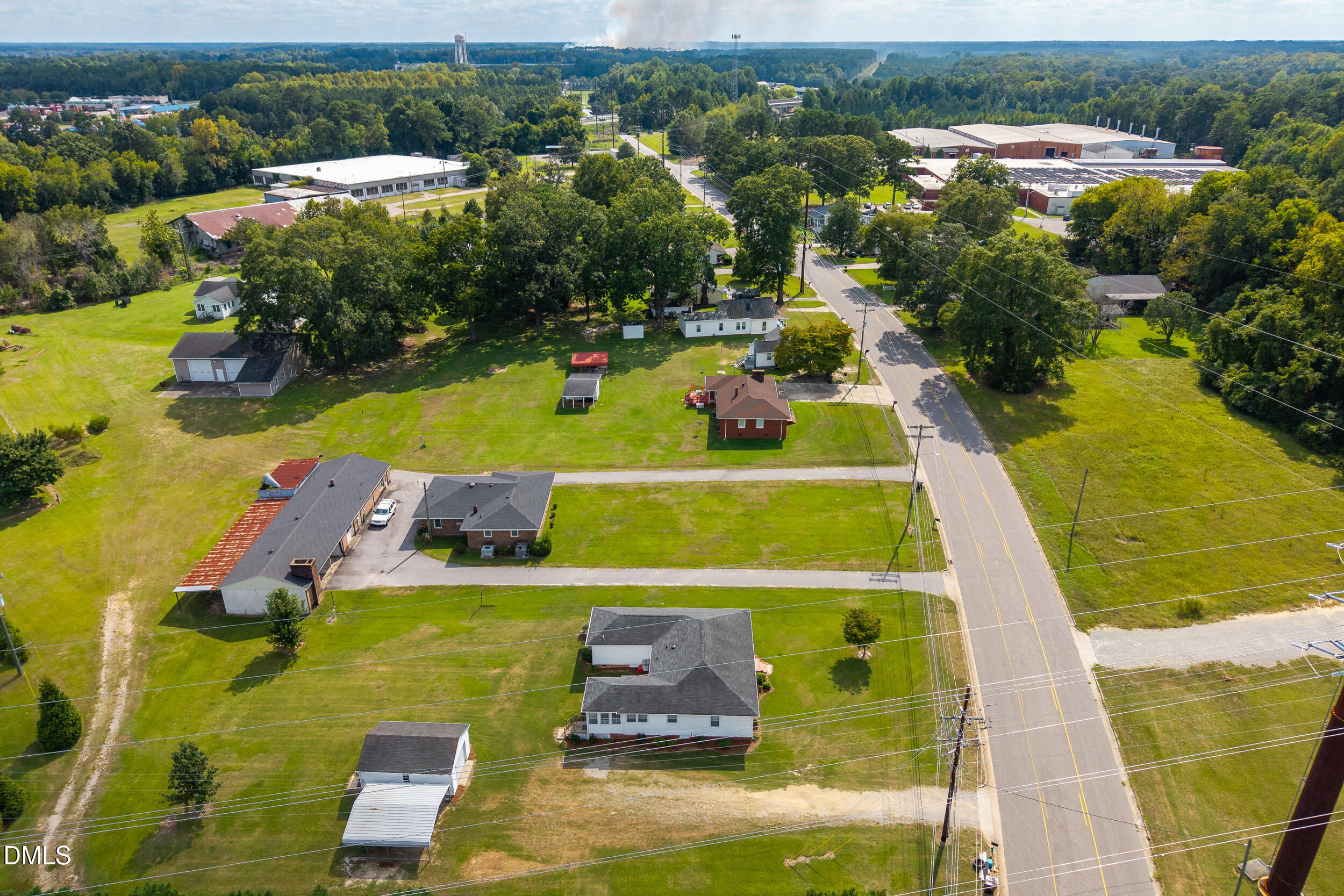 main property photo 37