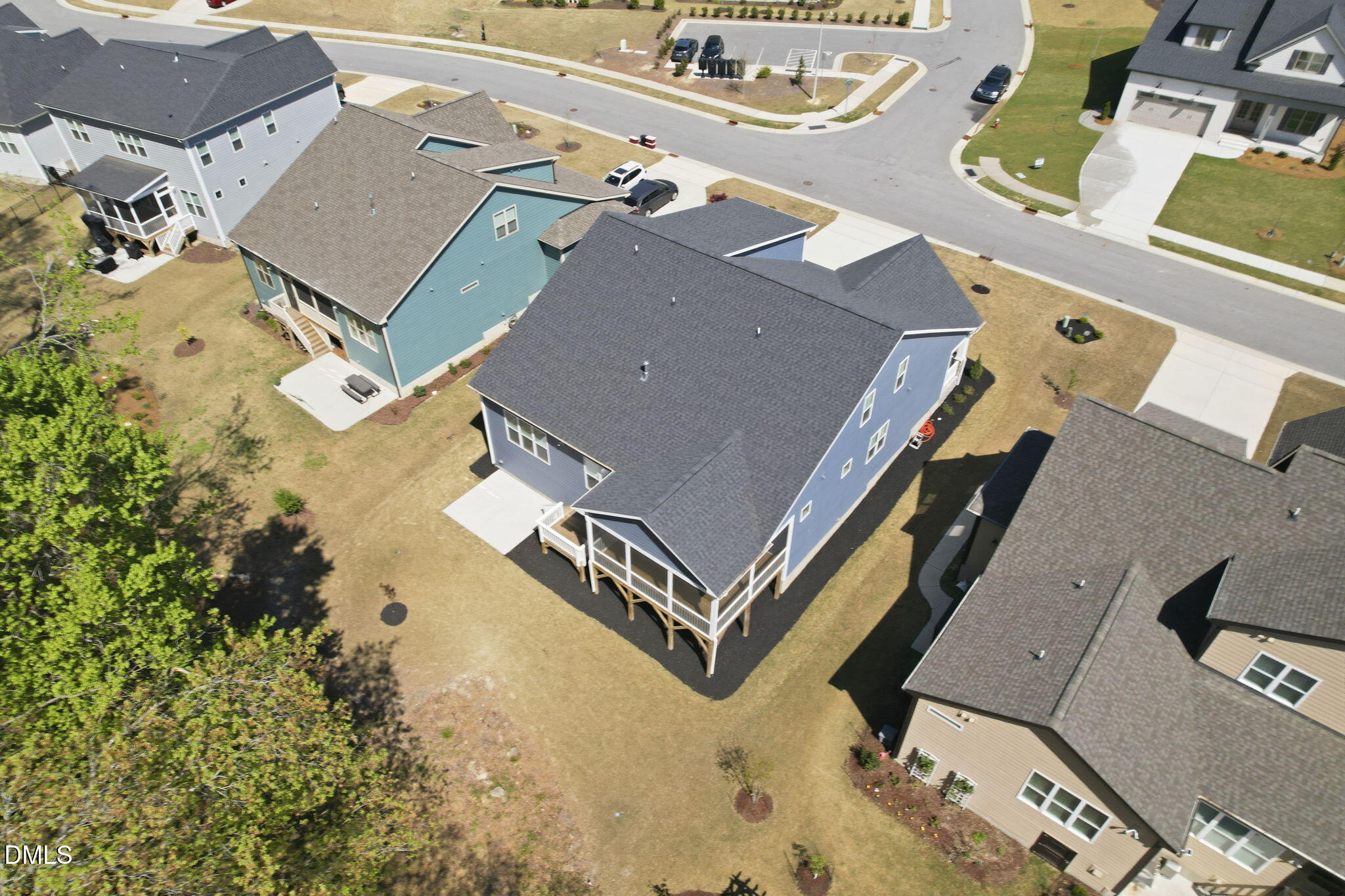 main property photo 29