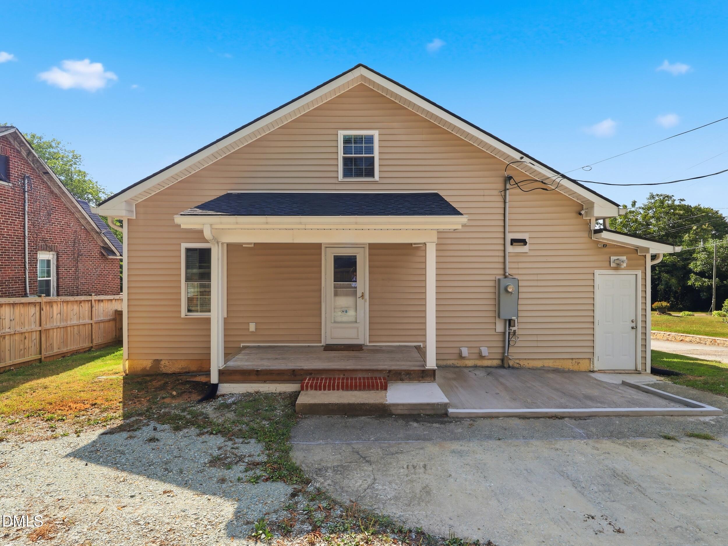 main property photo 27