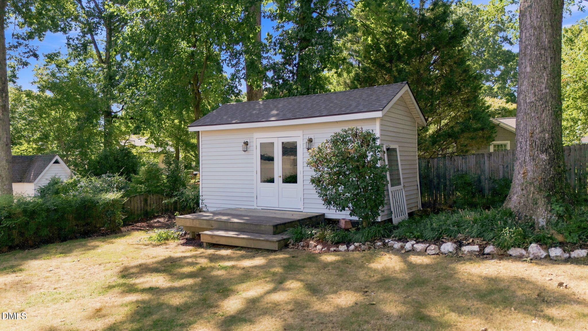 main property photo 49