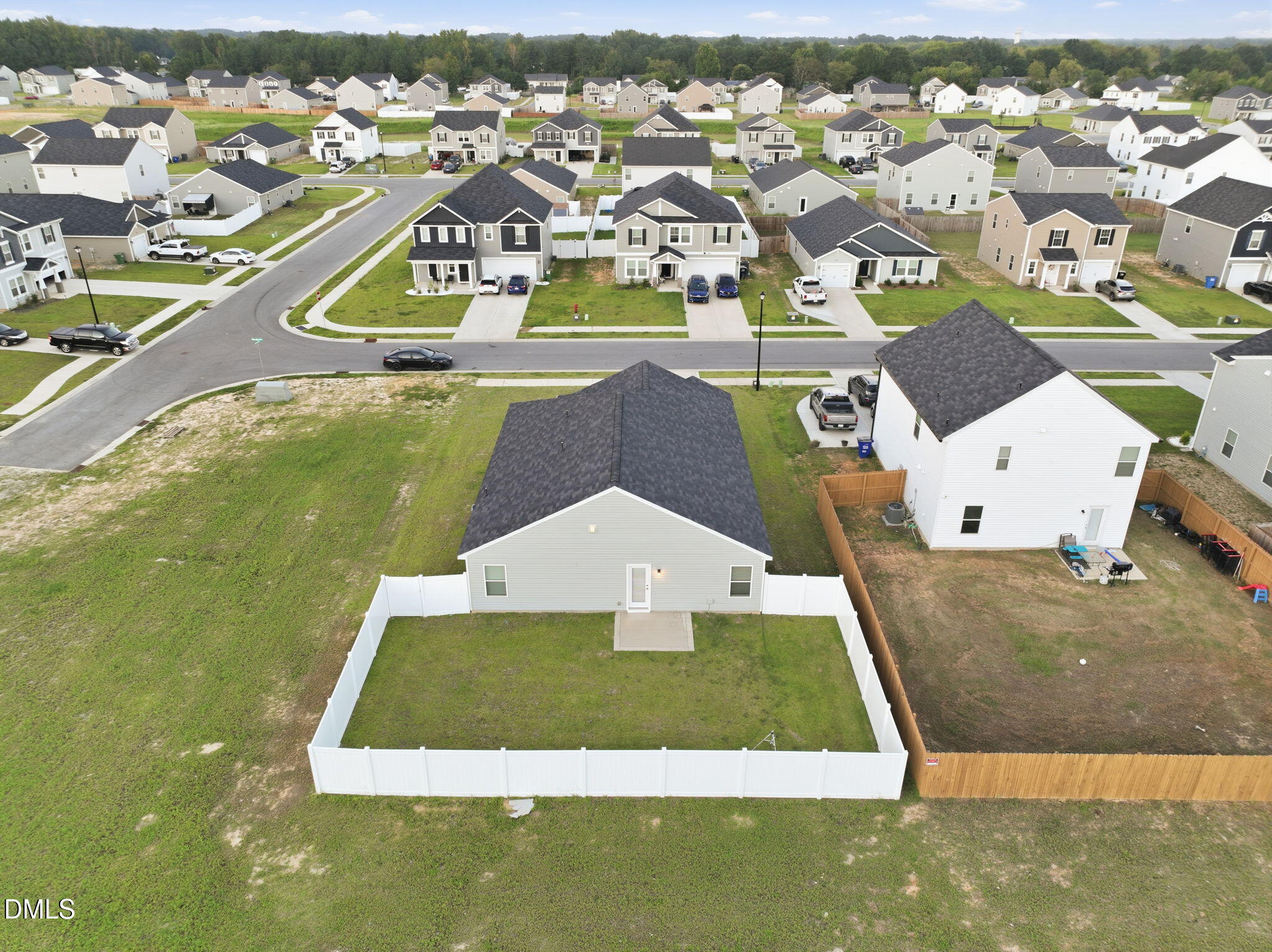 main property photo 20