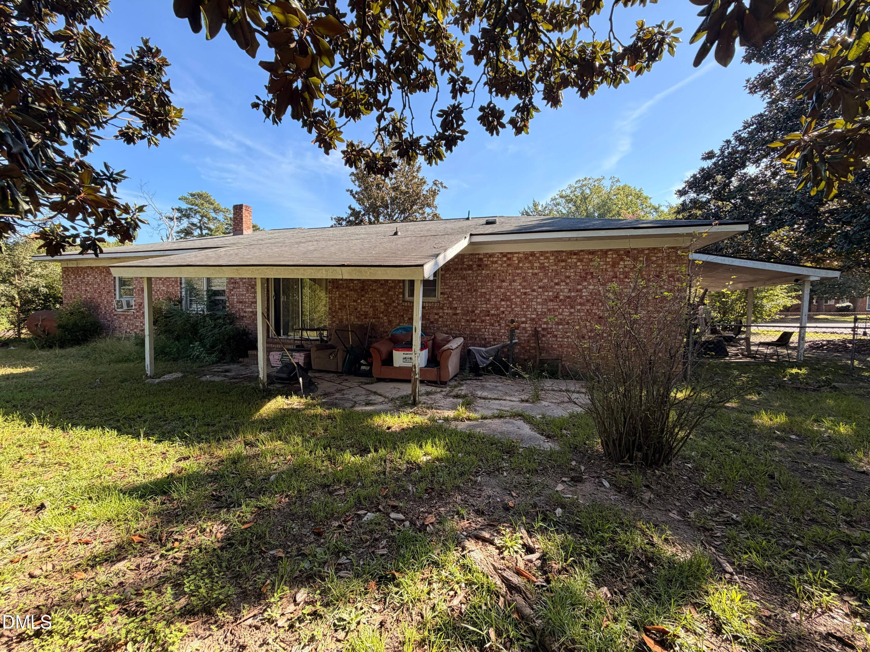 main property photo 11