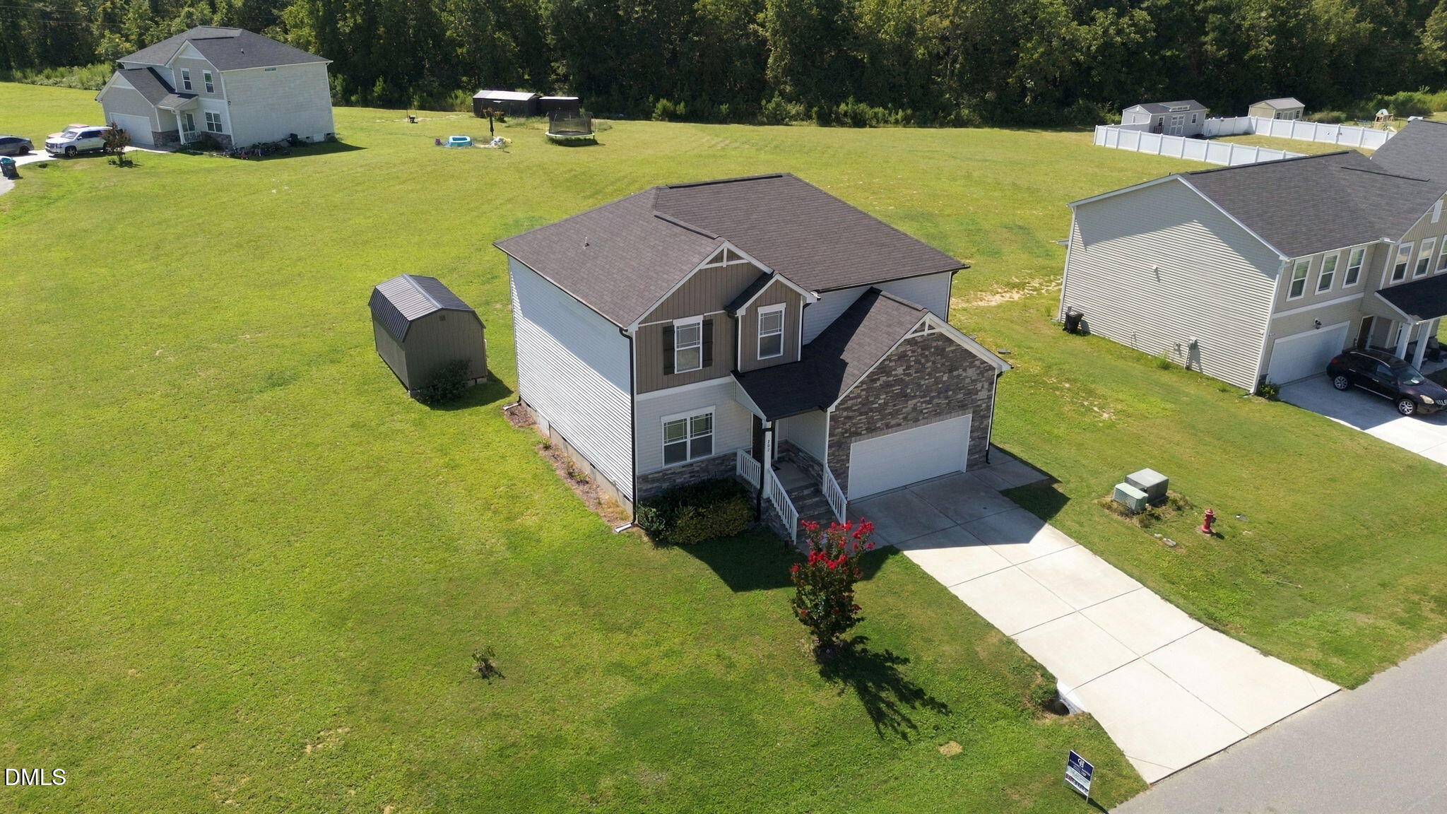 main property photo 36