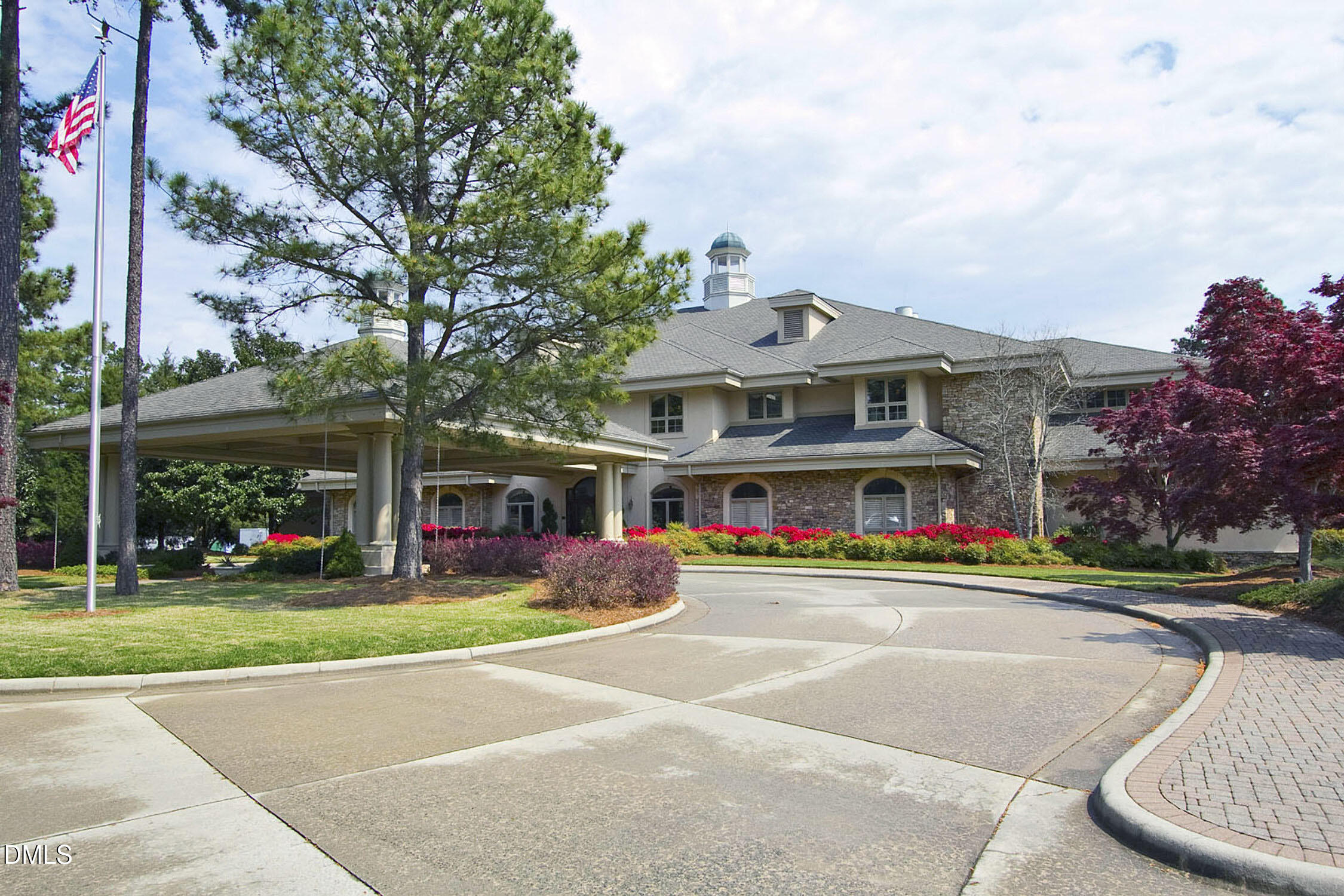 main property photo 60