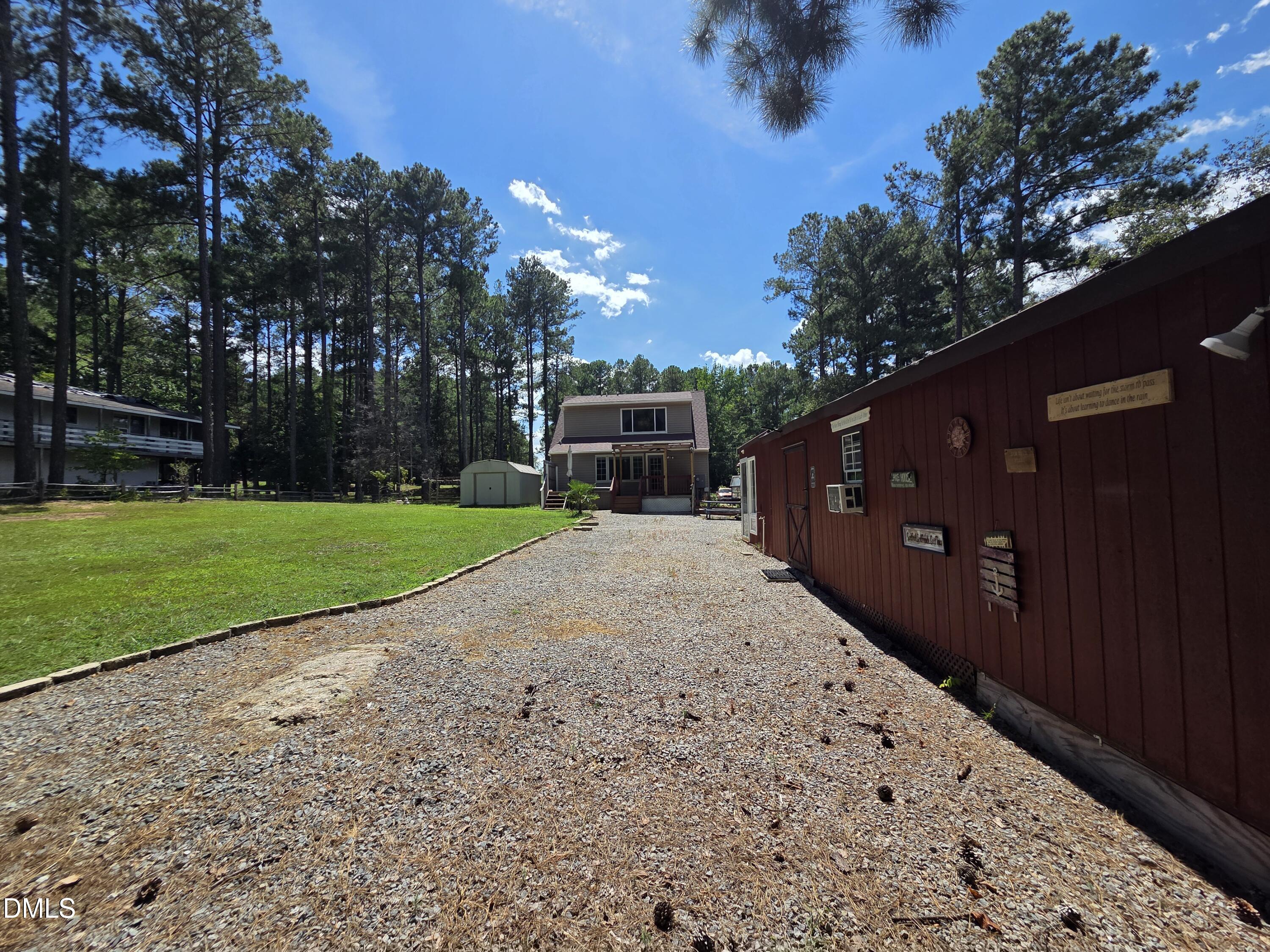 main property photo 34