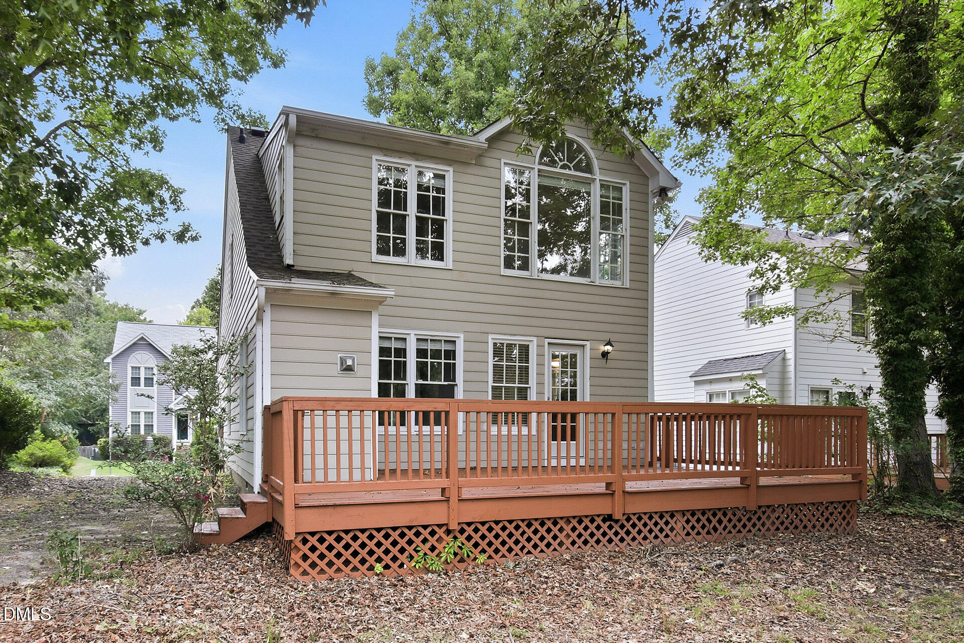 main property photo 21