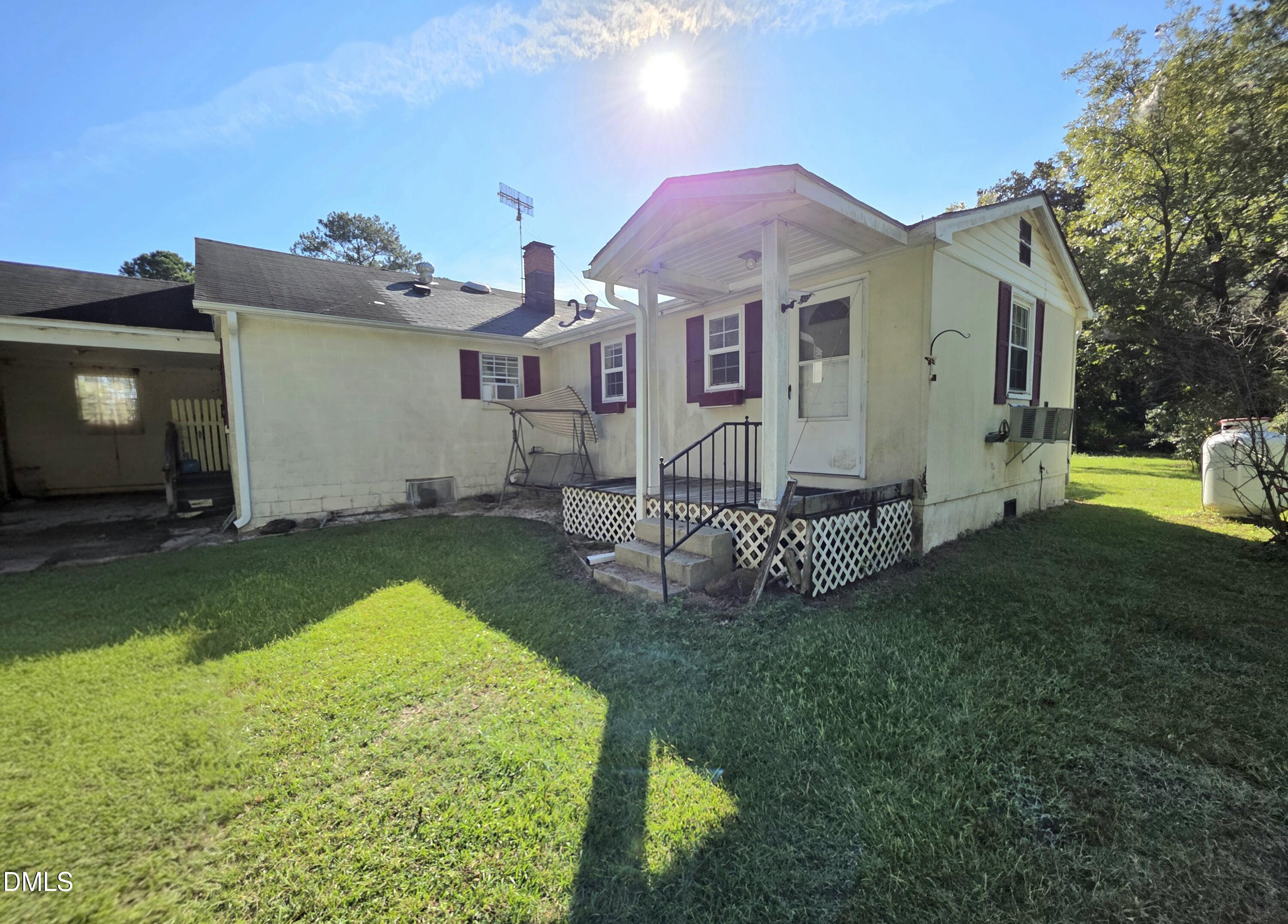 main property photo 35