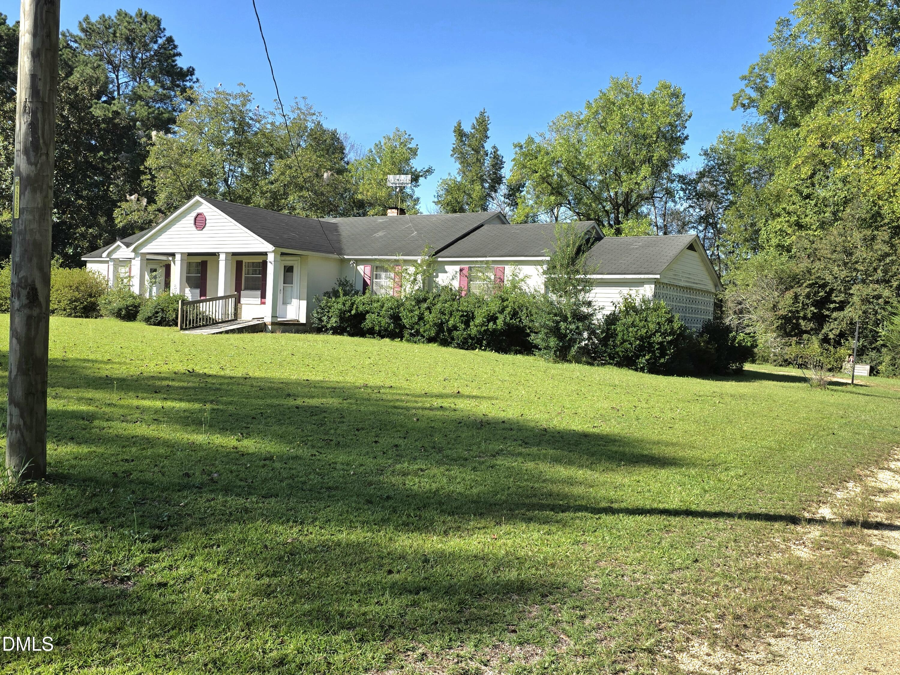 main property photo 59
