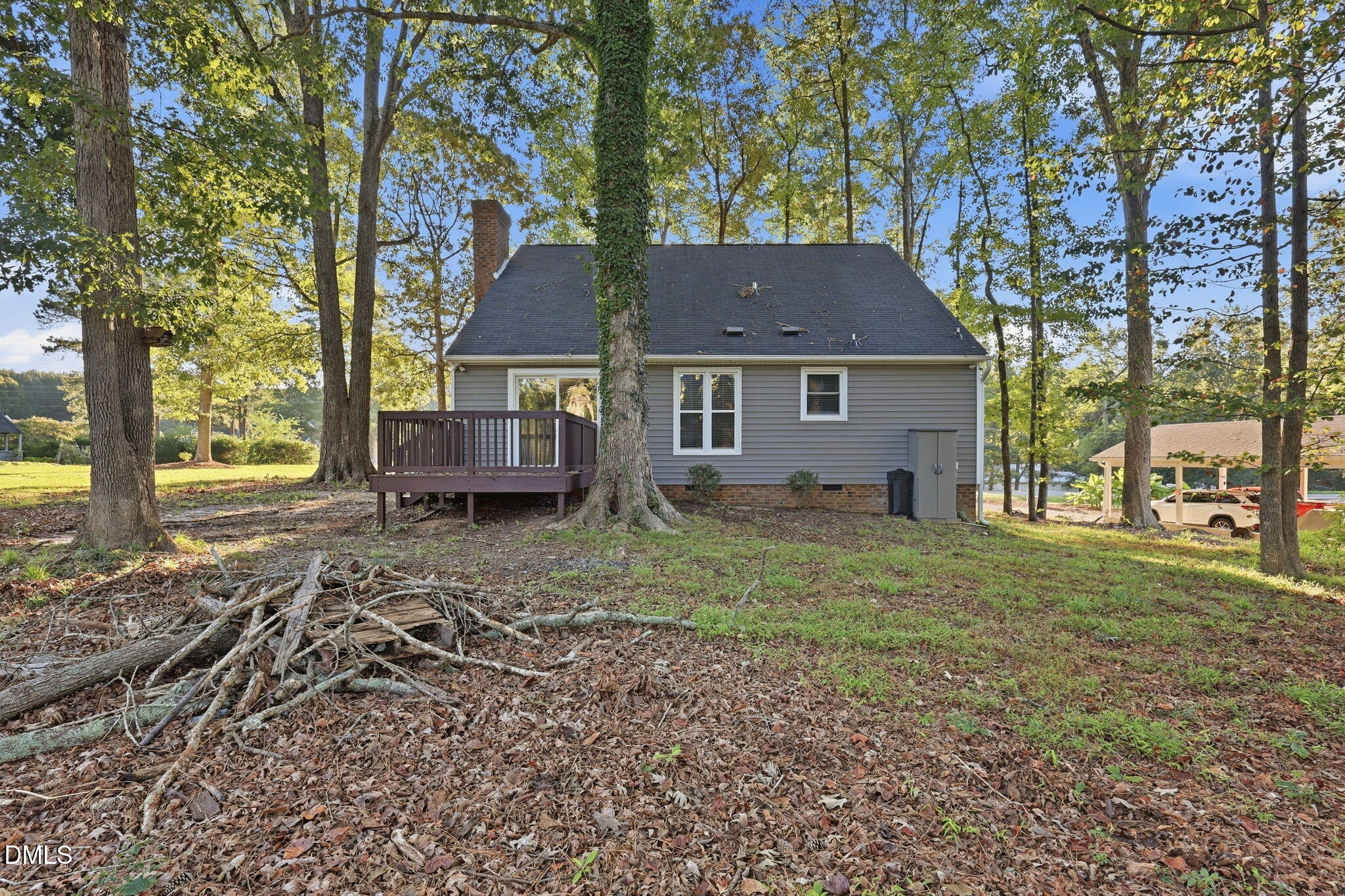 main property photo 27