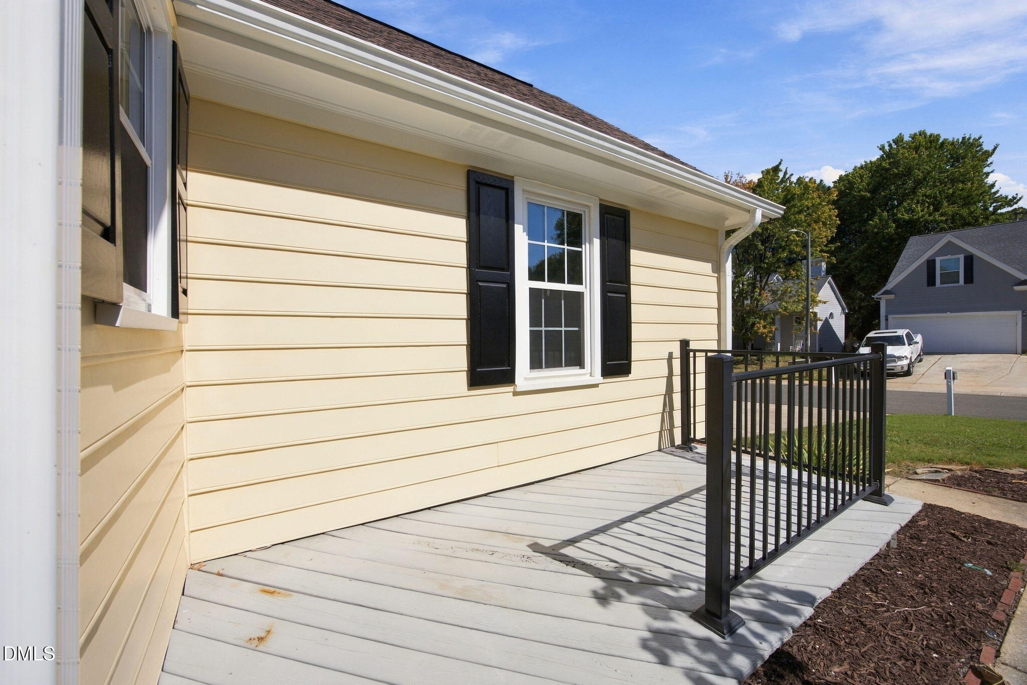 main property photo 5