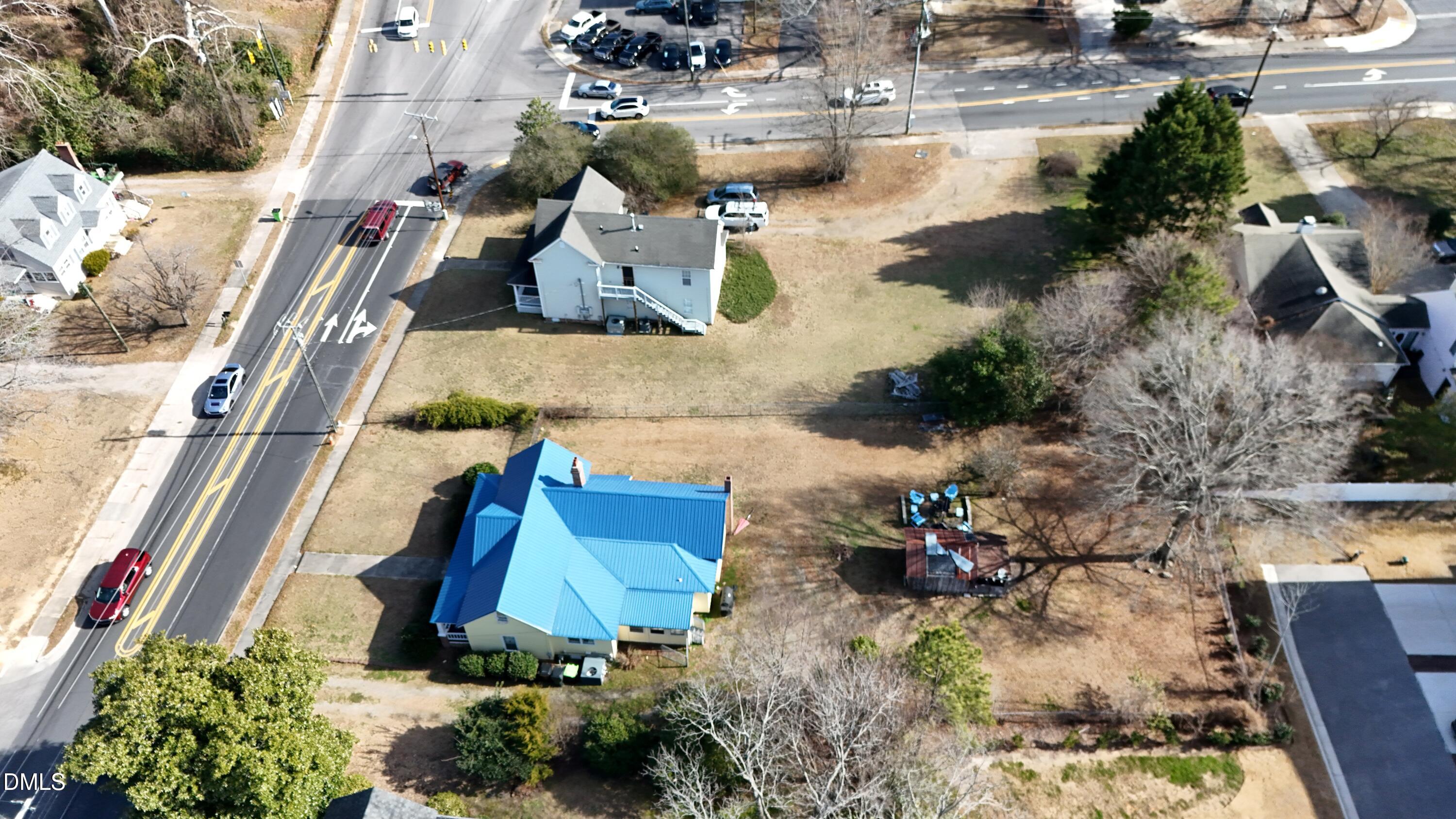 main property photo 8