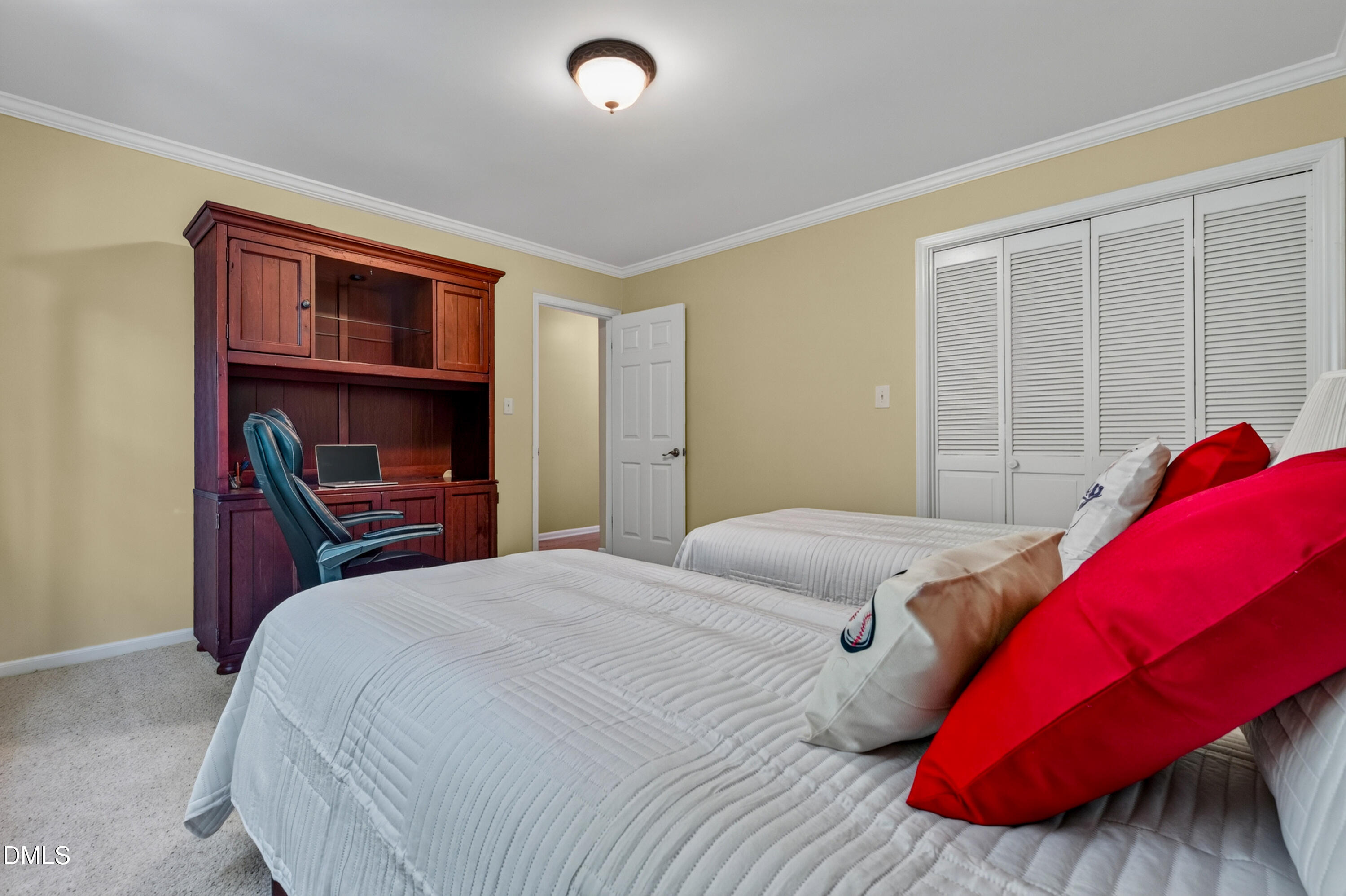 main property photo 53