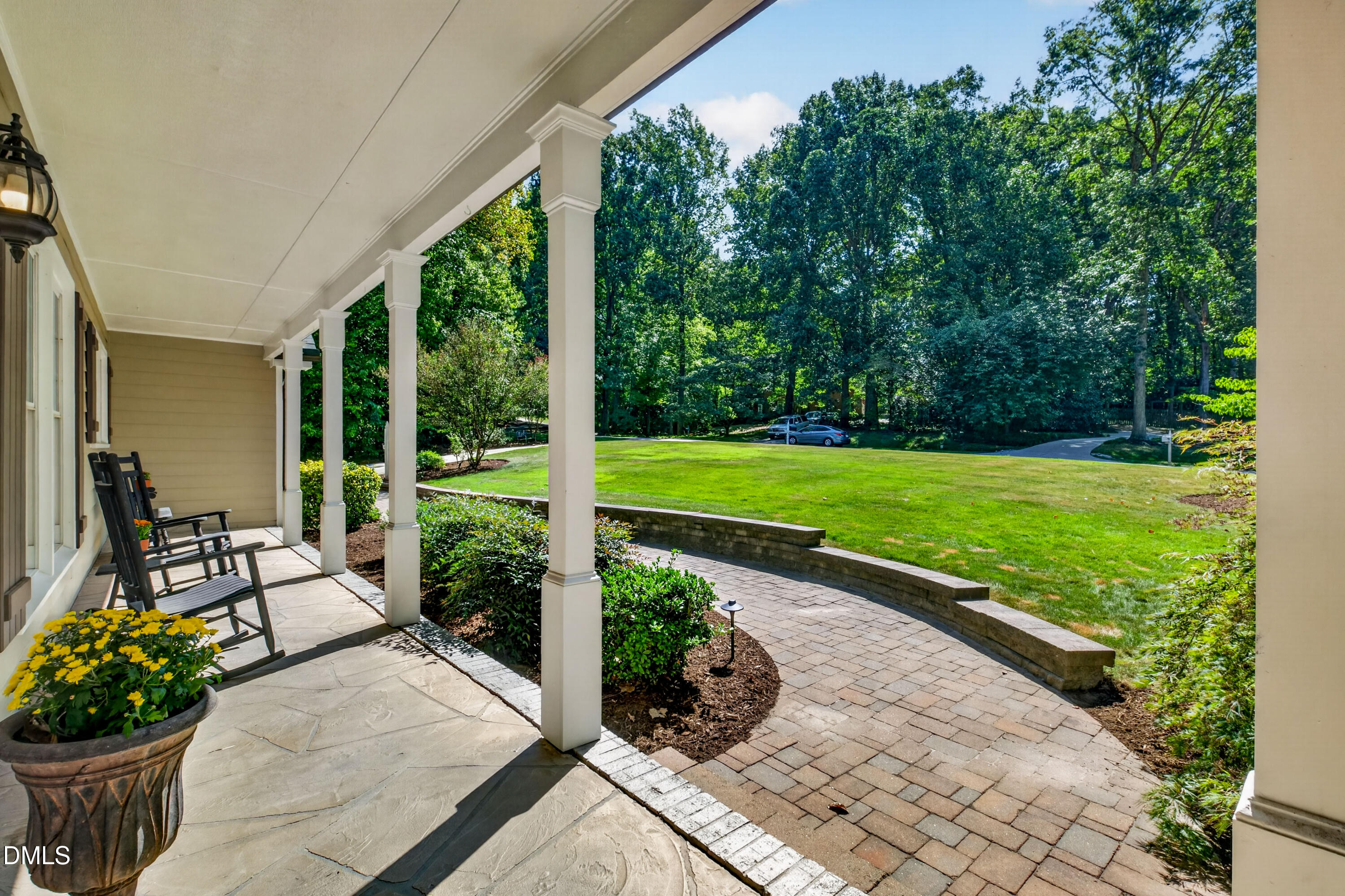 main property photo 78