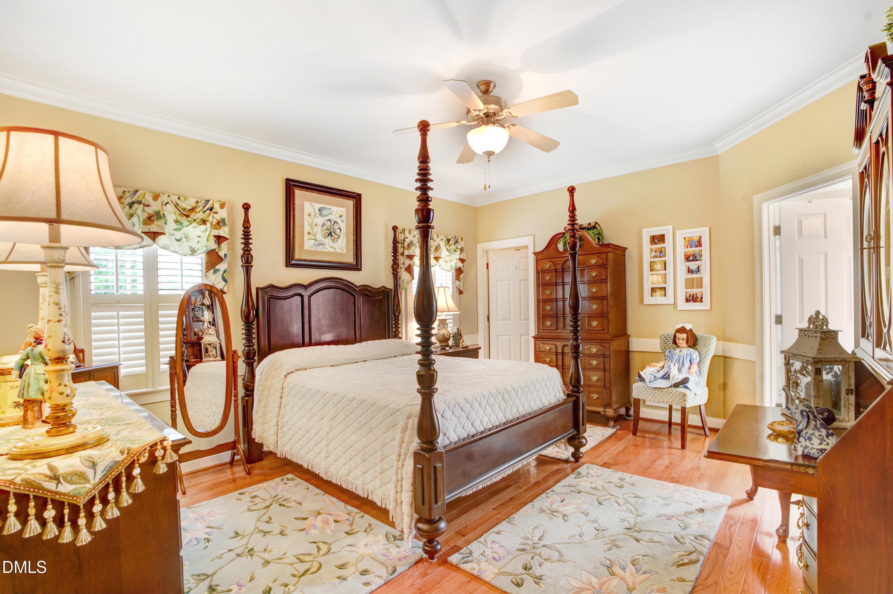 main property photo 34