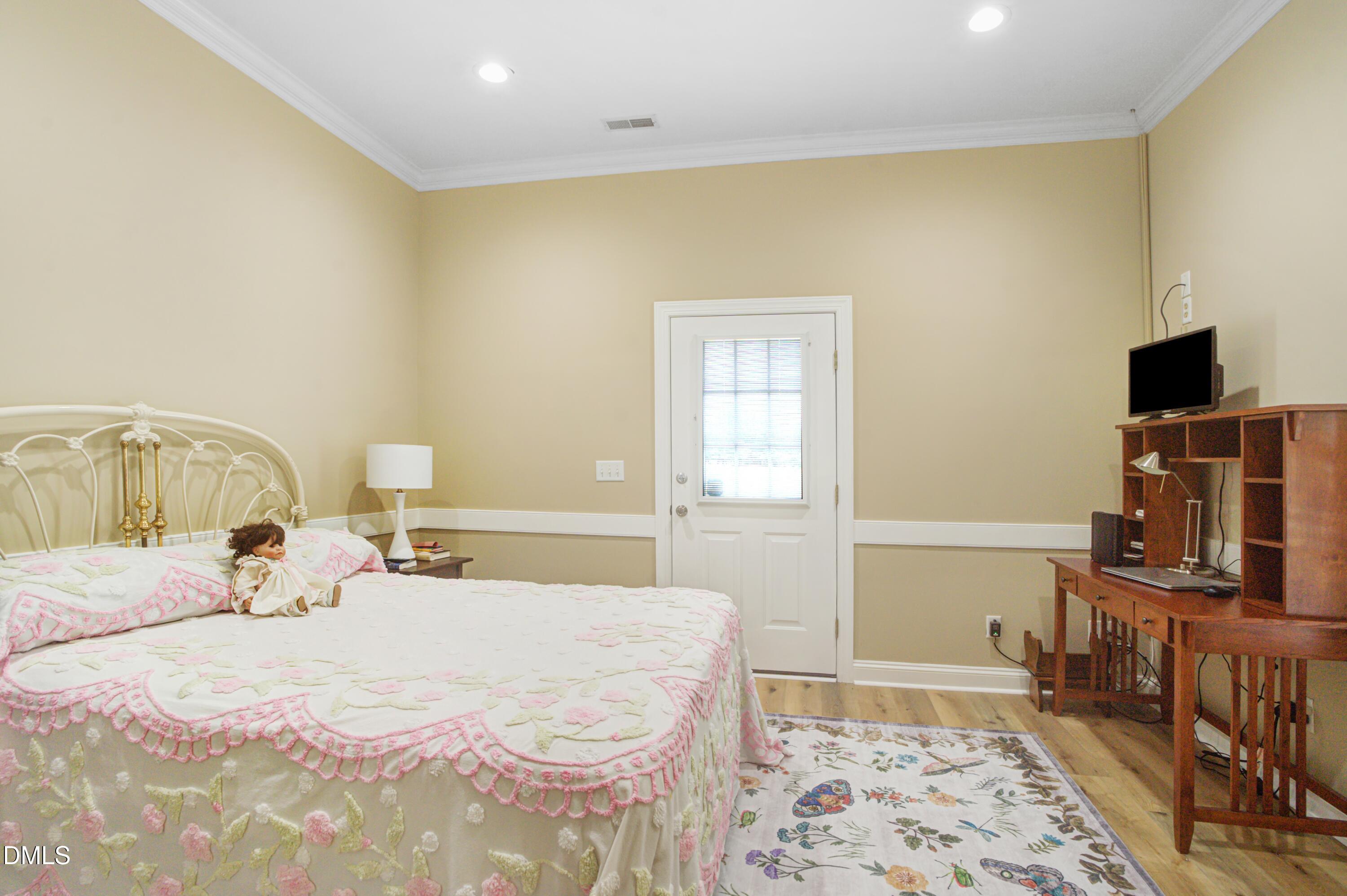 main property photo 57