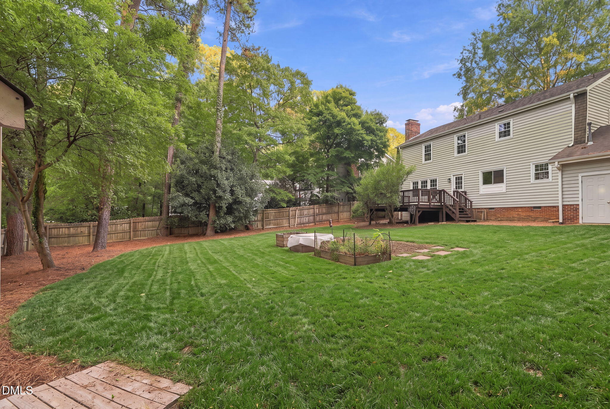 main property photo 67