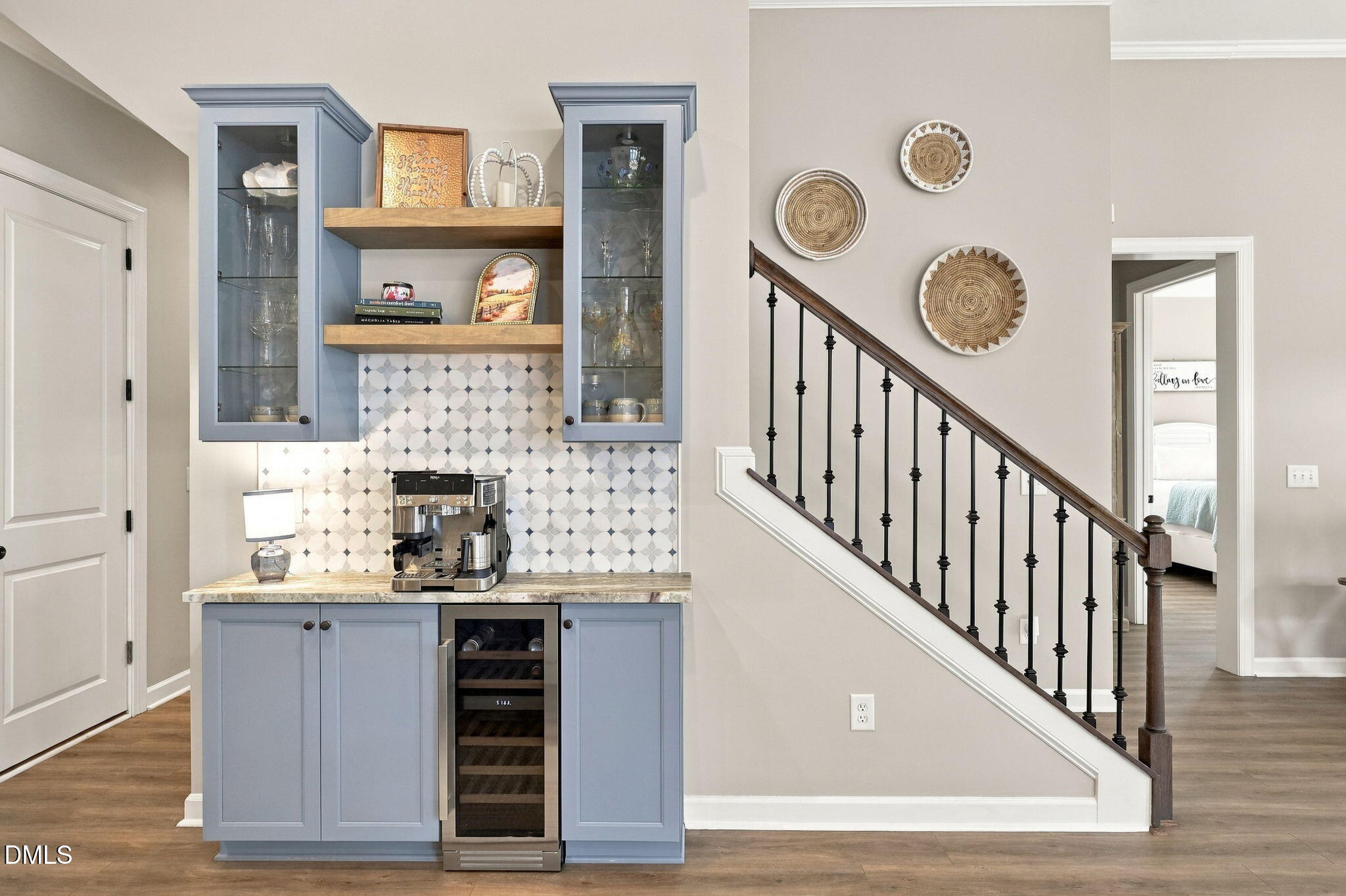 main property photo 18