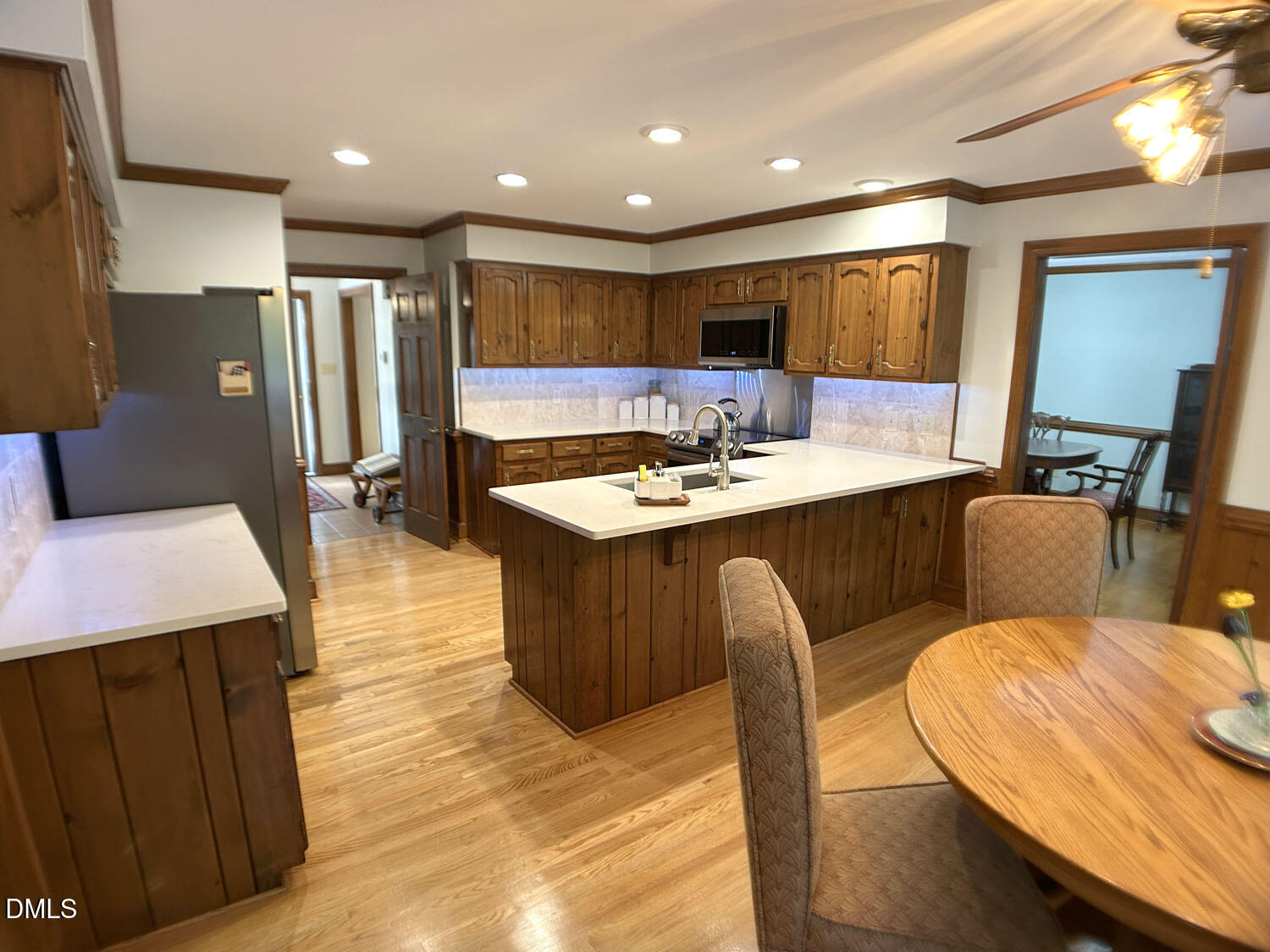 main property photo 14