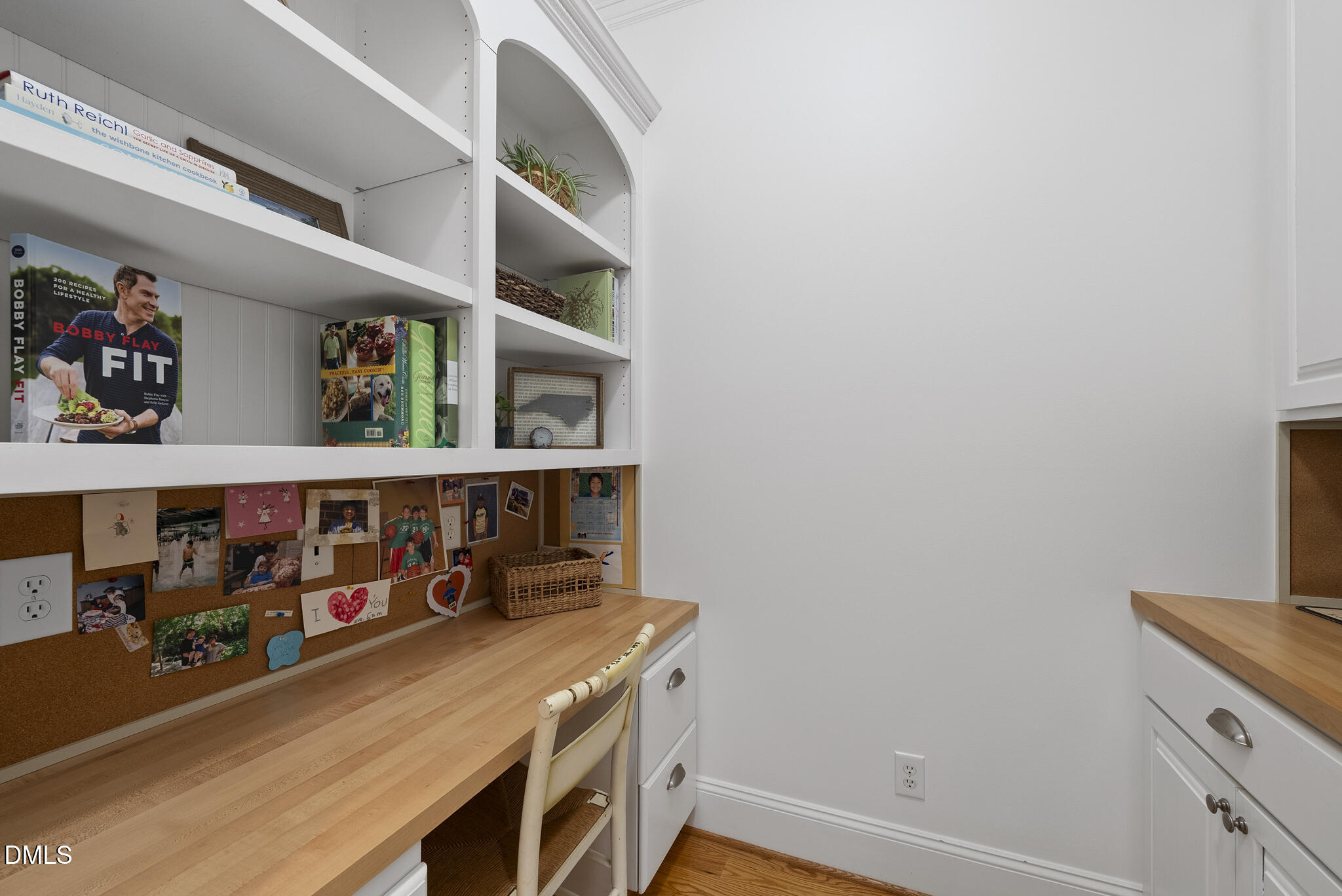 main property photo 34