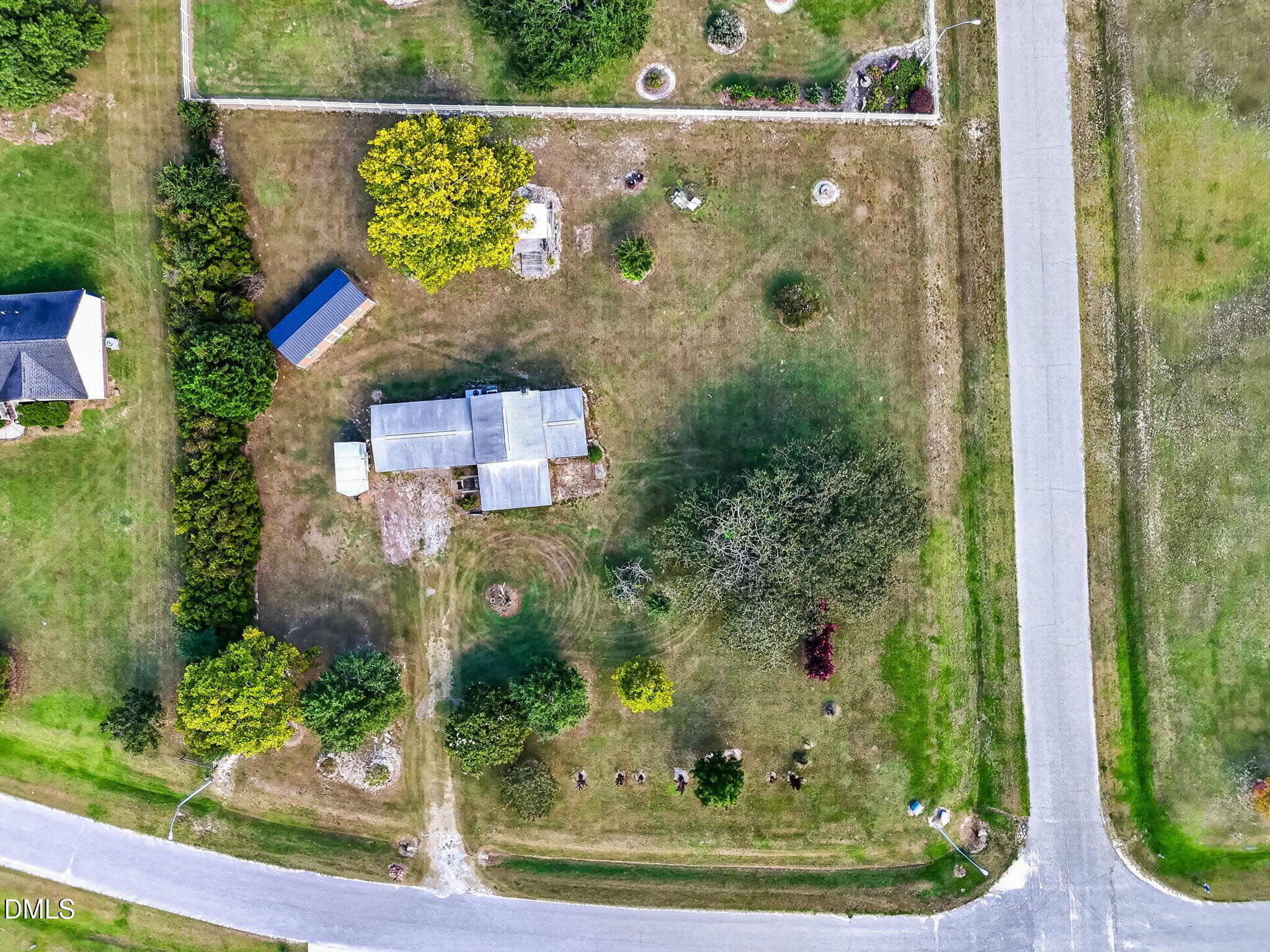 main property photo 14