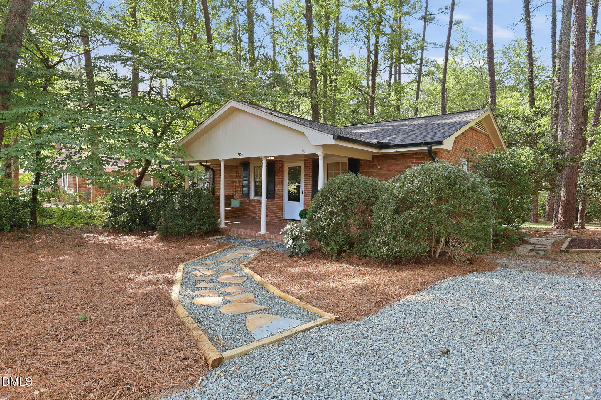 main property photo 24