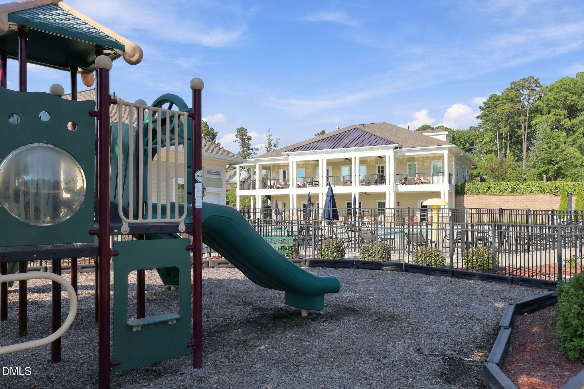 main property photo 74