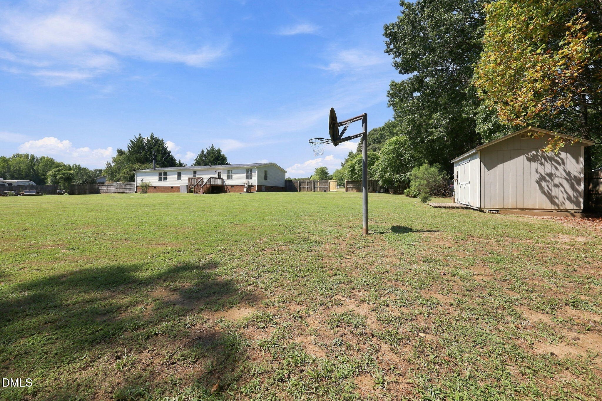 main property photo 32