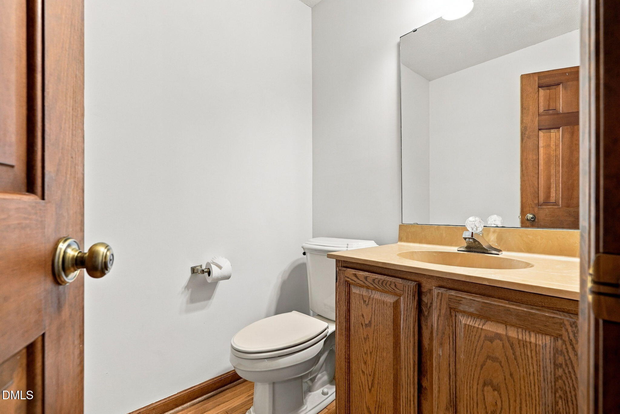 main property photo 11