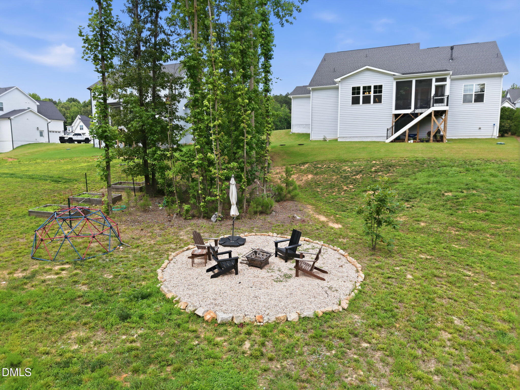 main property photo 48