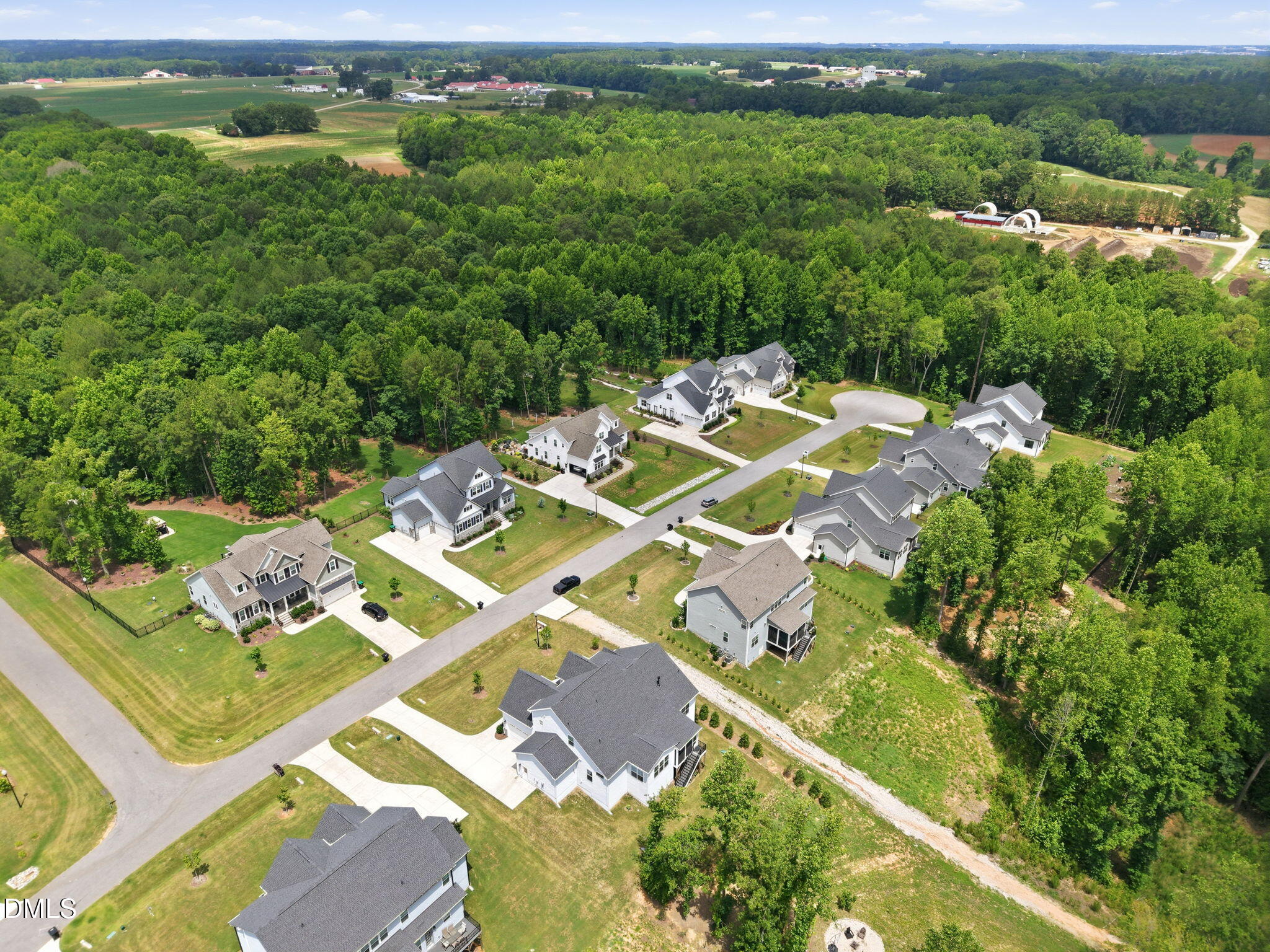 main property photo 7