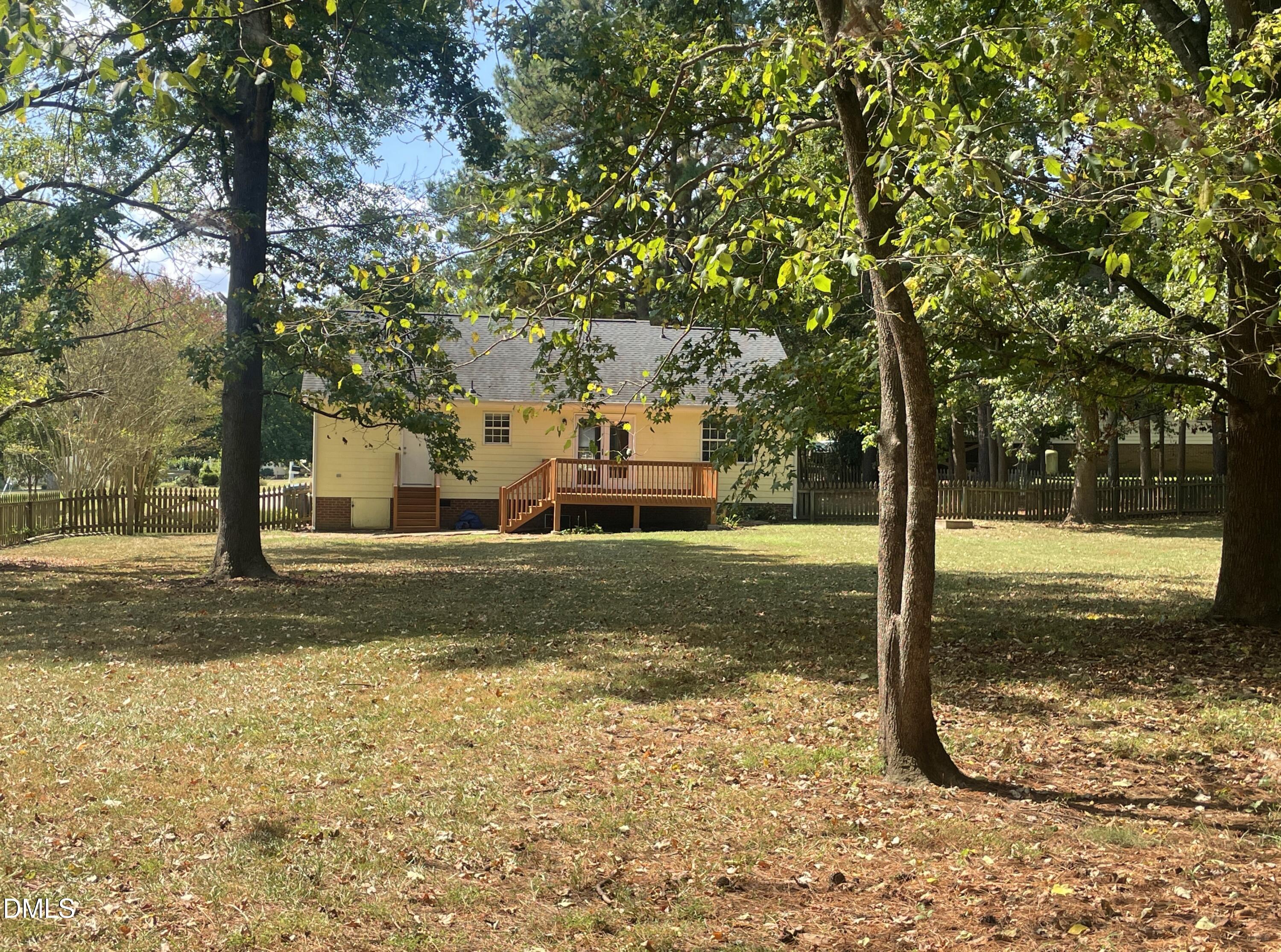 main property photo 32
