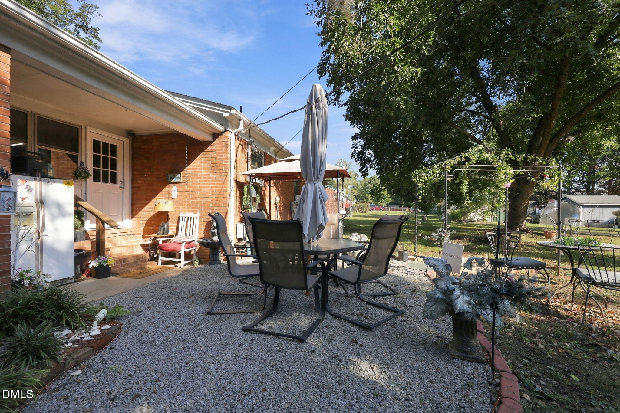 main property photo 30