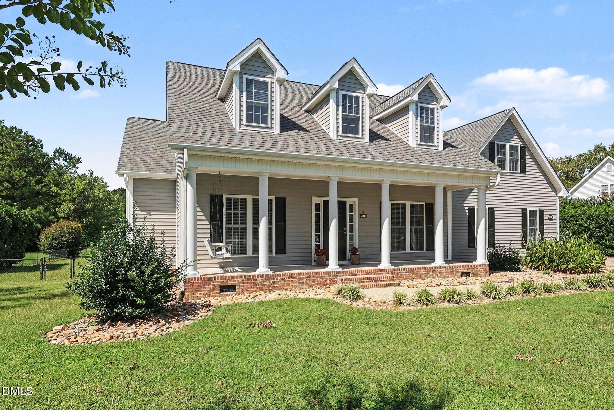 main property photo 3