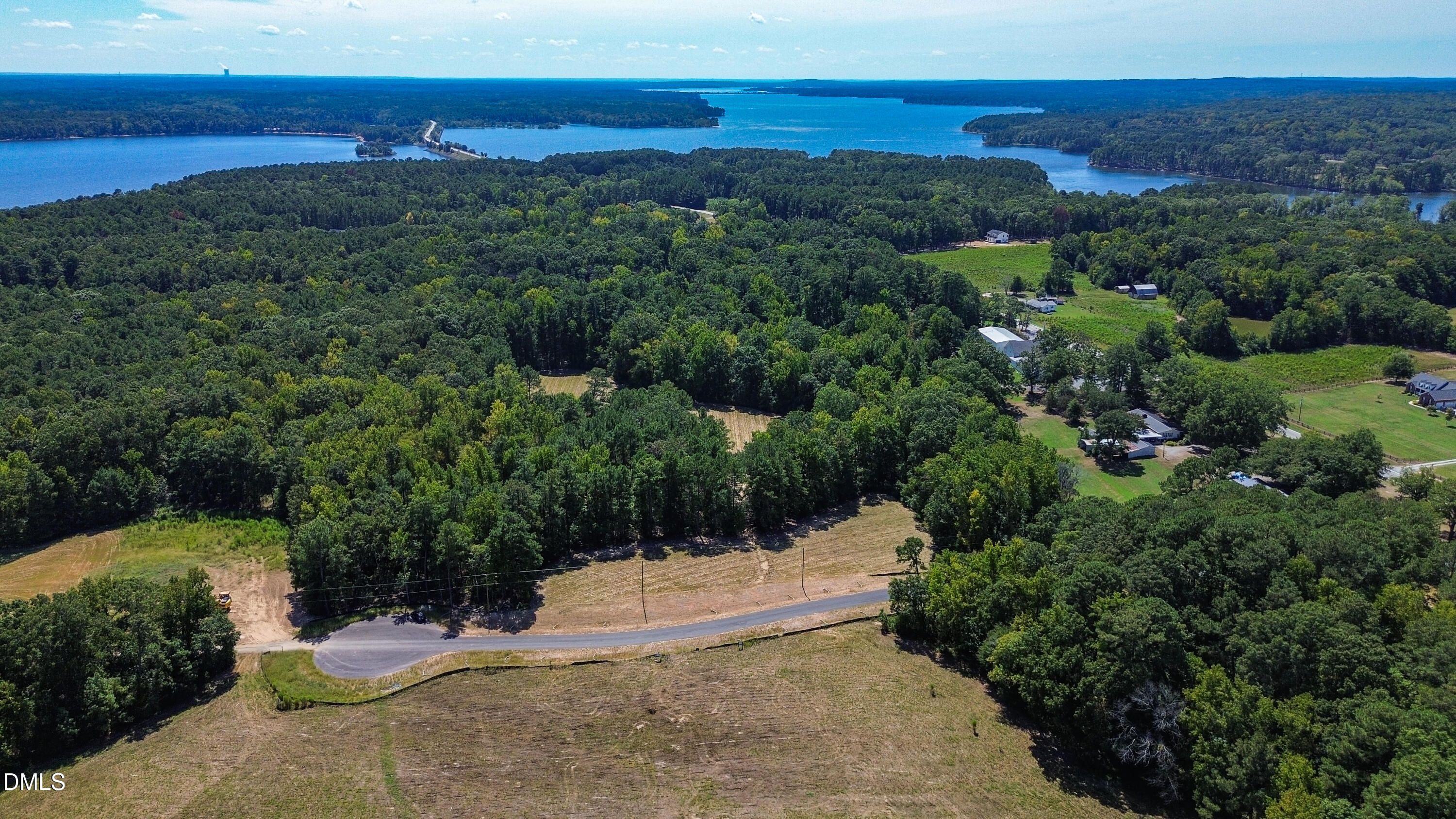 main property photo 15