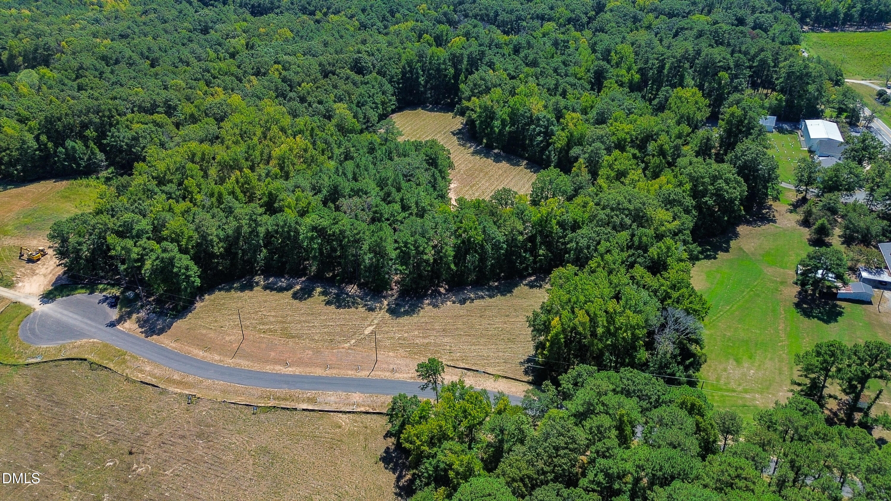 main property photo 18
