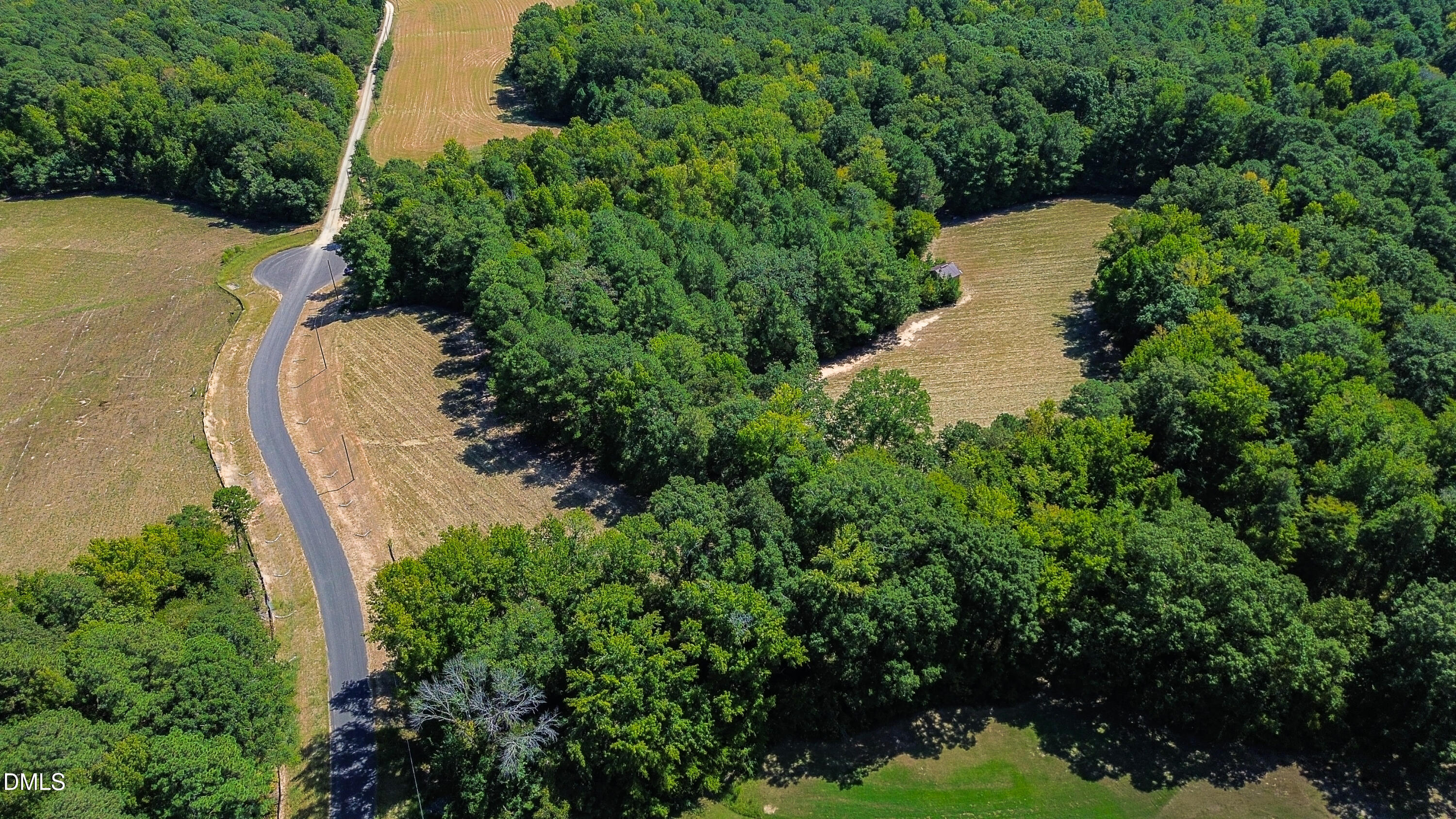main property photo 5