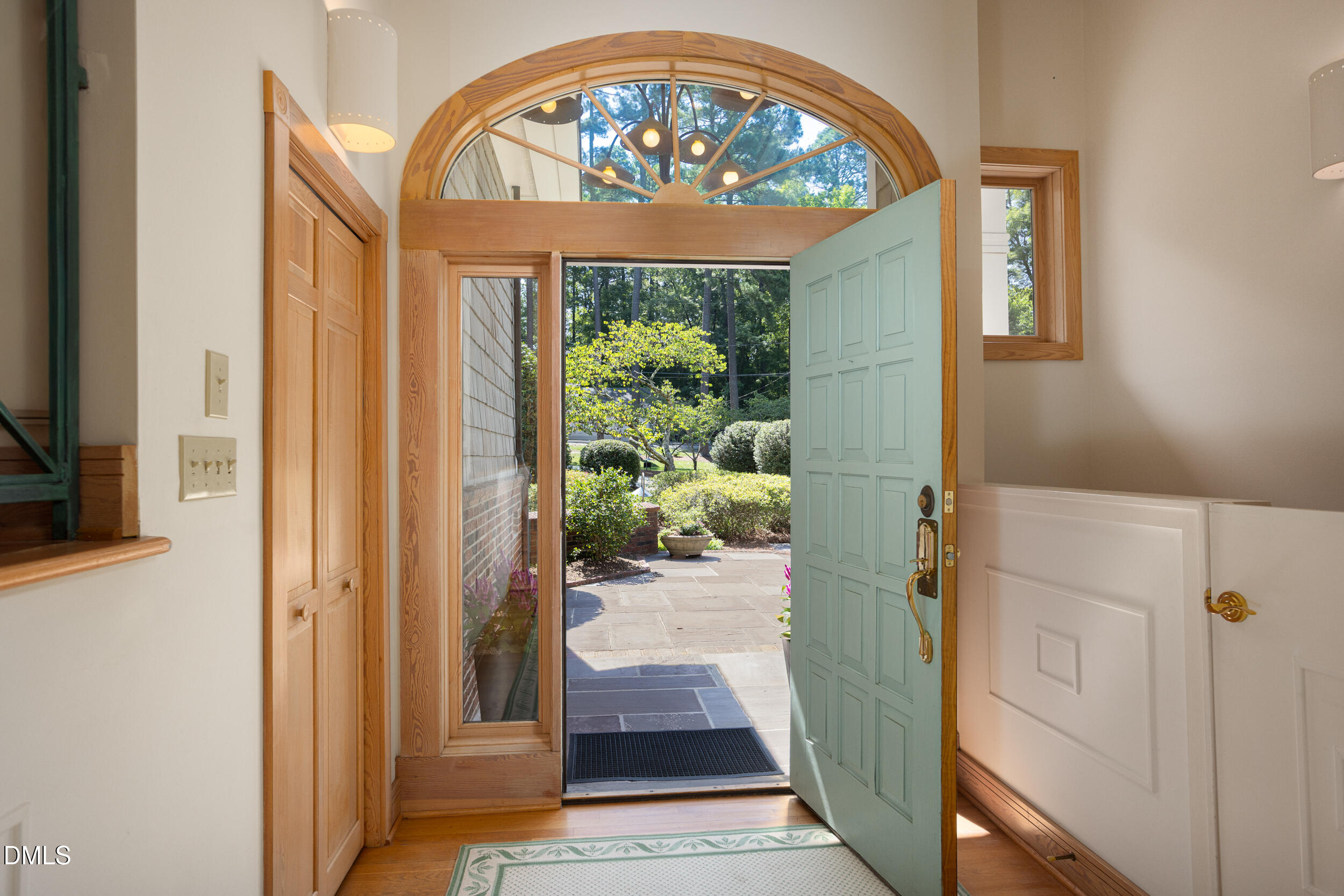 main property photo 11