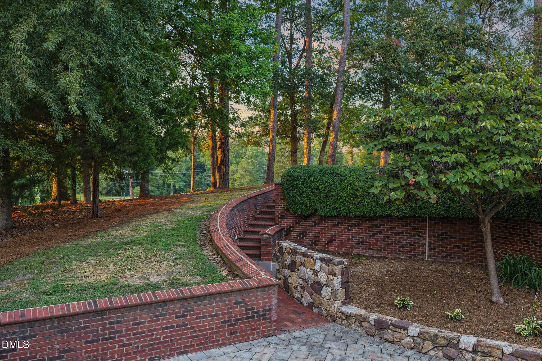 main property photo 38