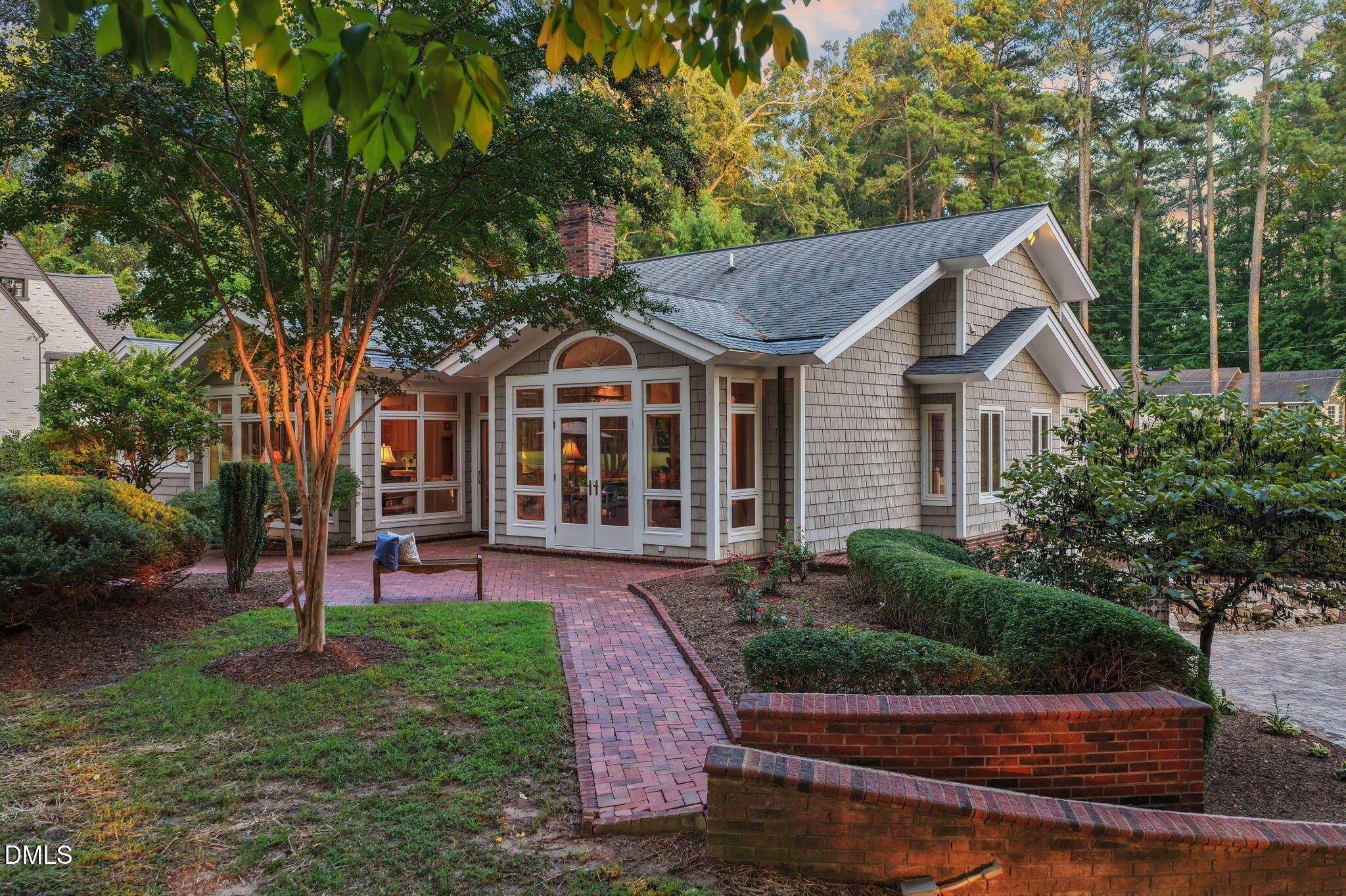 main property photo 40