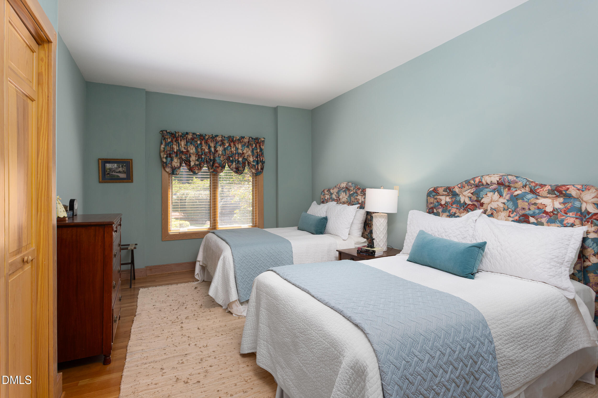 main property photo 74