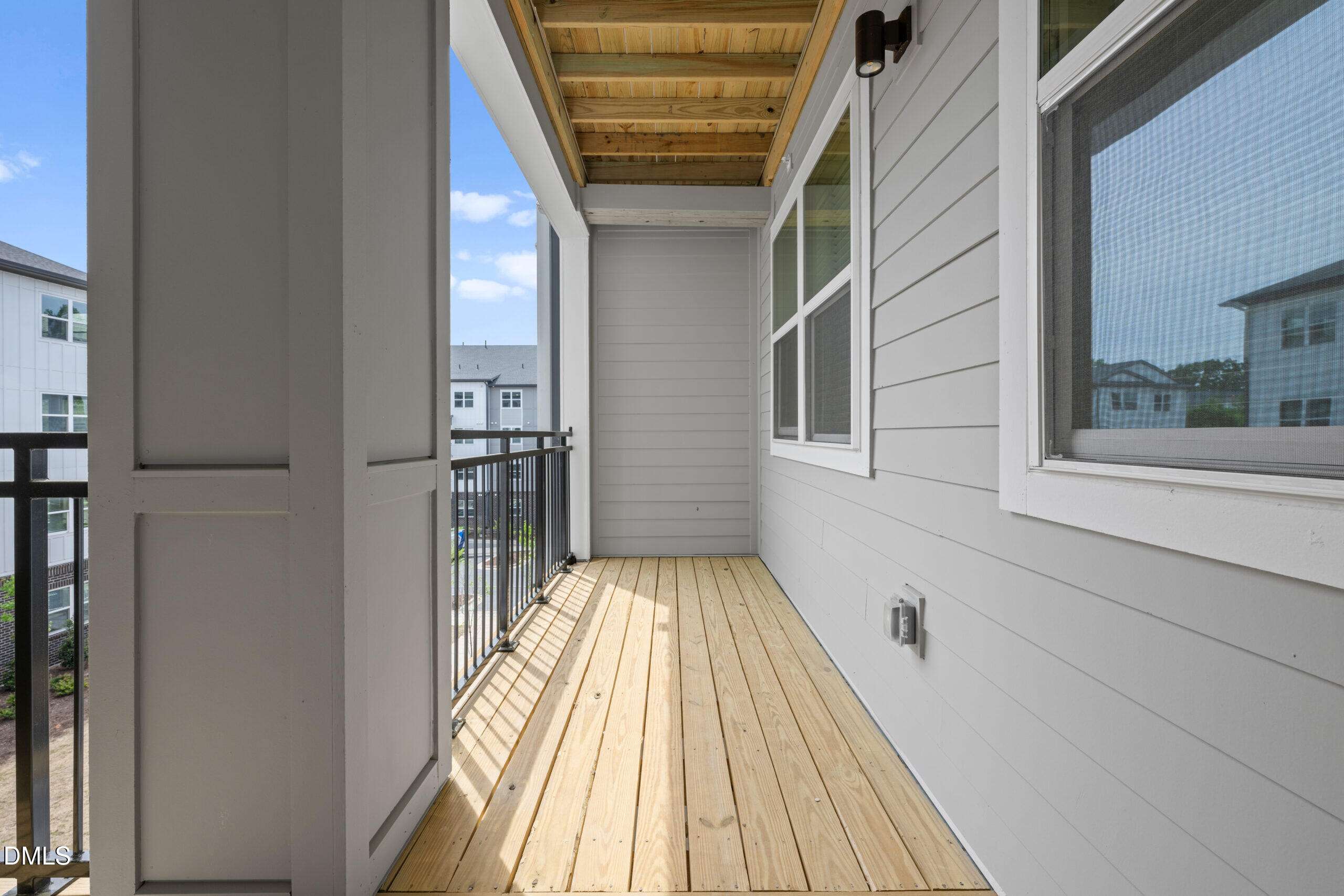 main property photo 43